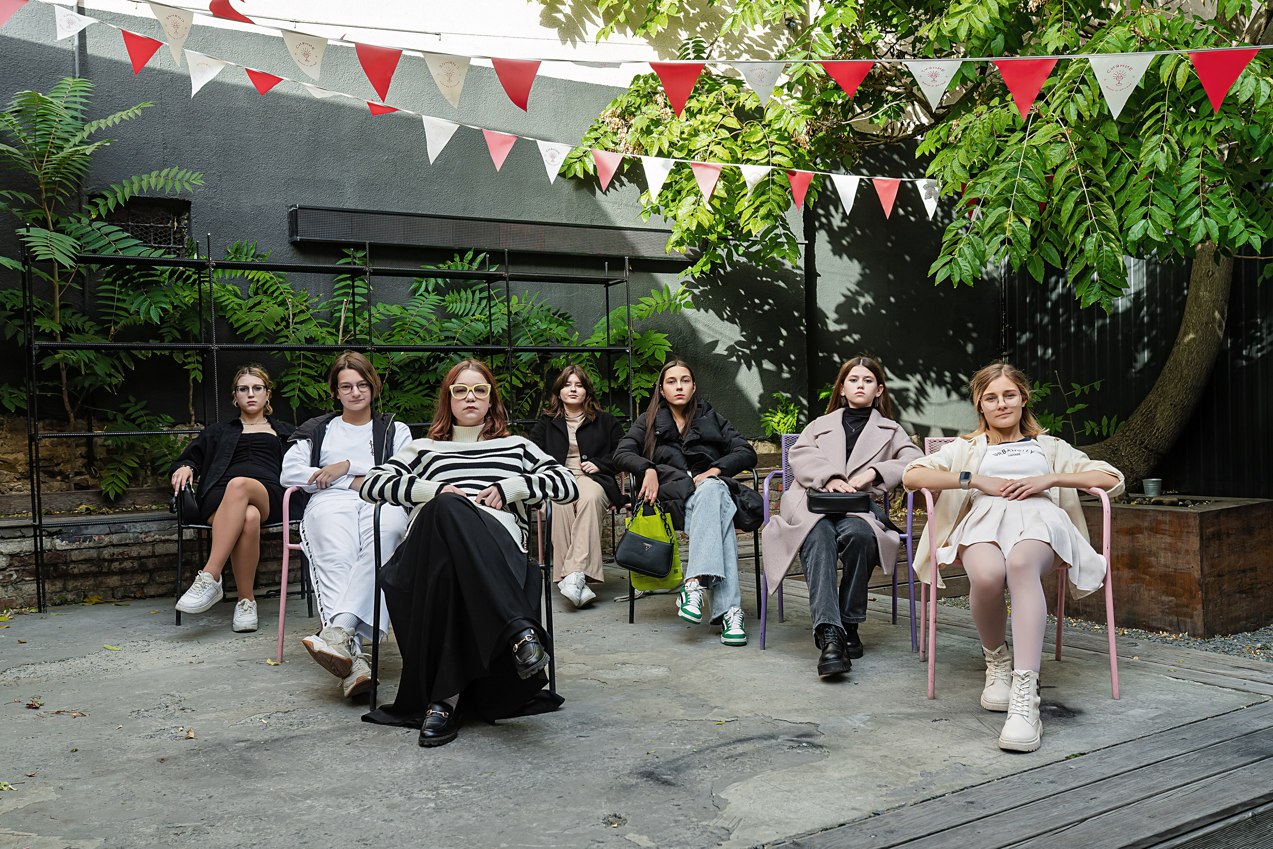 Фотосессия Школа 4 Класс 9А. Современные Выпускные Альбомы в Ростове-на-Дону