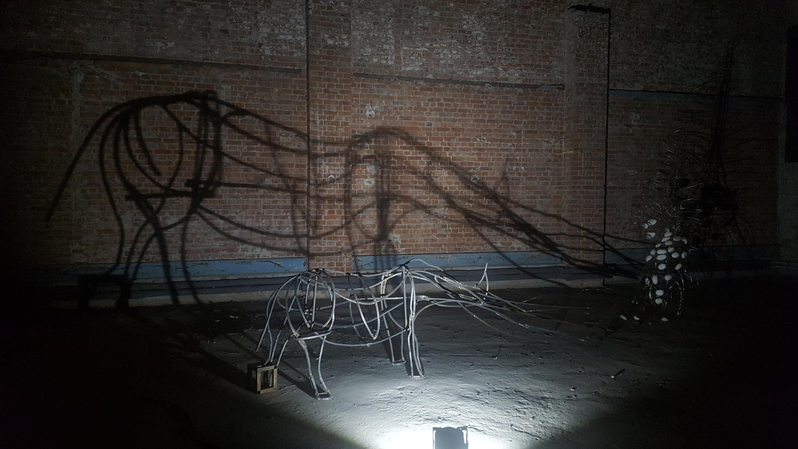 Носорог / rhinoceros. Художник — скульптор Антонина Фатхуллина