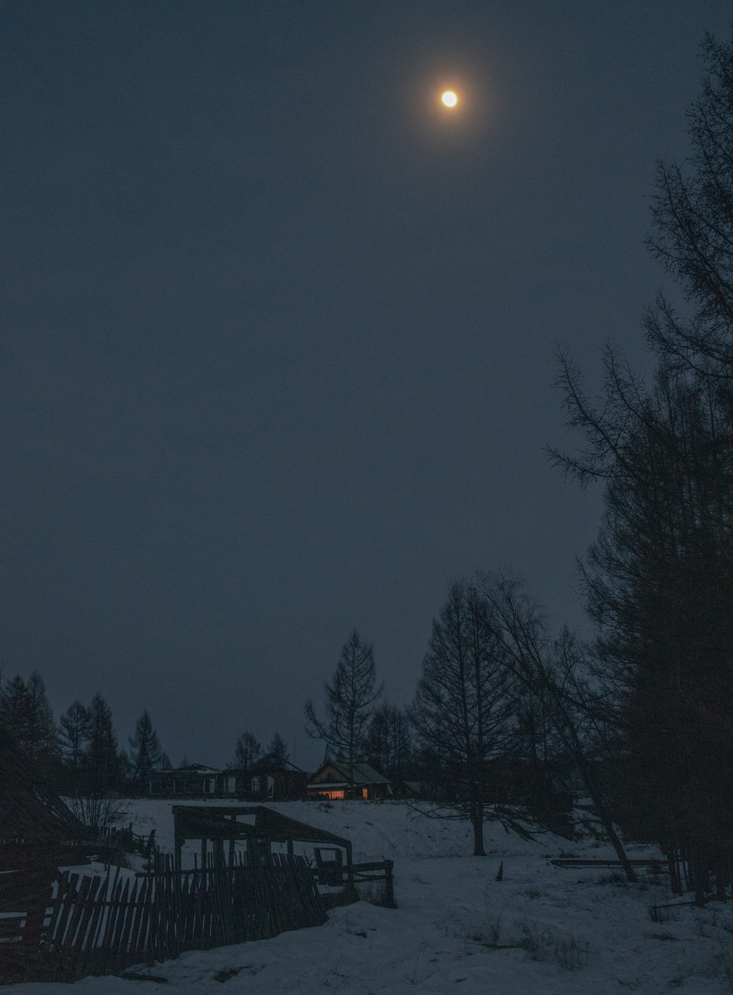 Фотопроект о семейной памяти и травме. Vasily Pindyurin visual artist