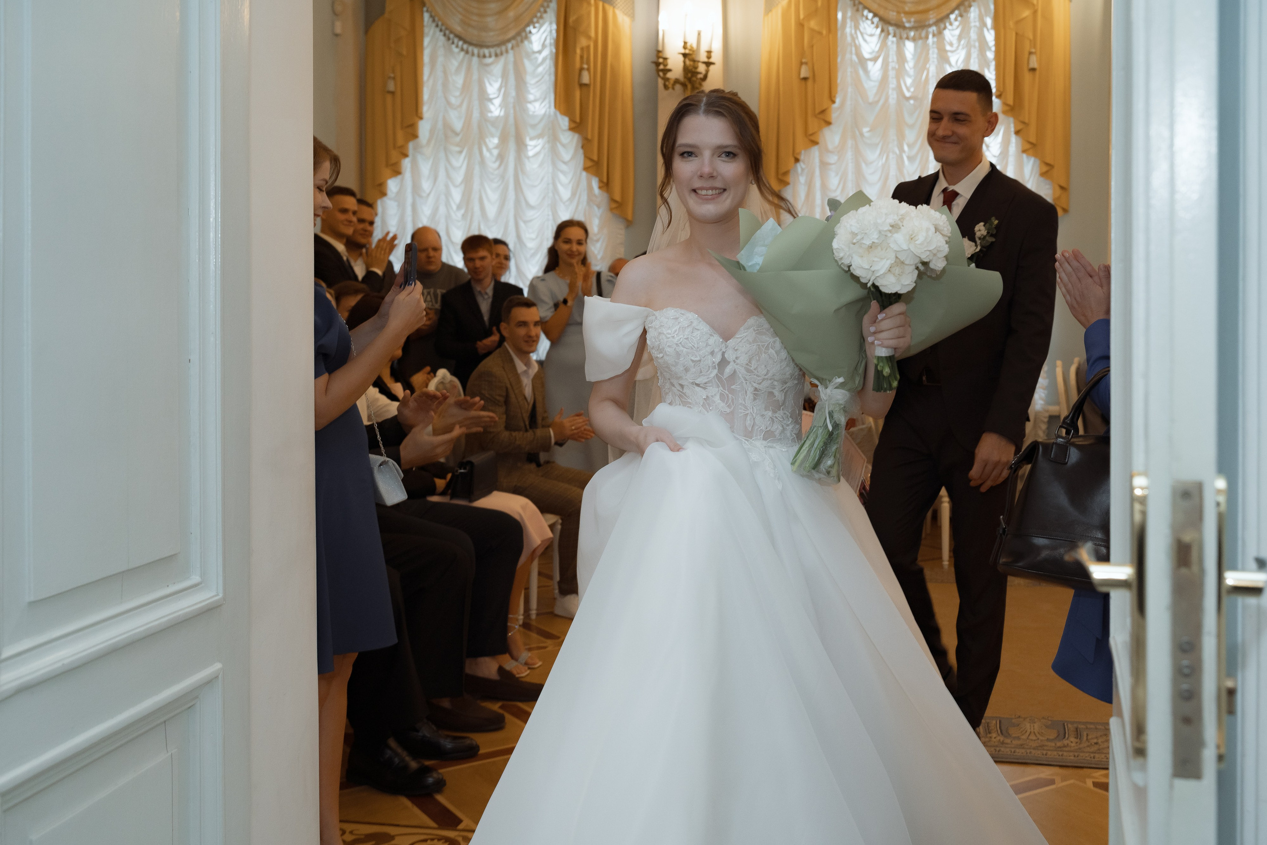 Свадьба Ирины и Дениса — Дом архитектора, Исаакий, Инженерный замок и банкет. Свадебный фотограф Дмитрий Родионов — Санкт-Петербург и Ленинградская область