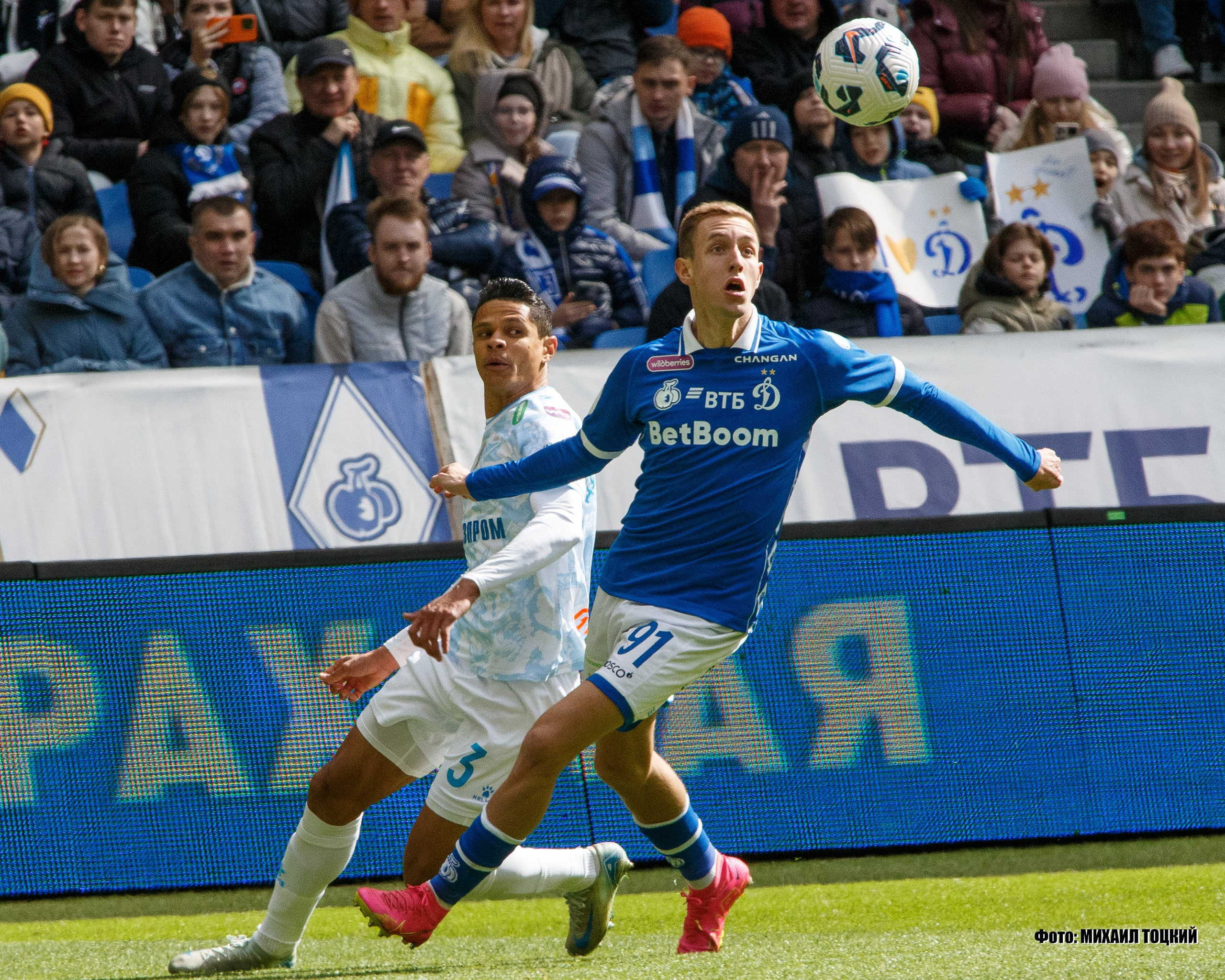 Фоторепортаж. РПЛ 26 тур. Динамо — Зенит. Михаил Тоцкий портретный и репортажный фотограф в Москве
