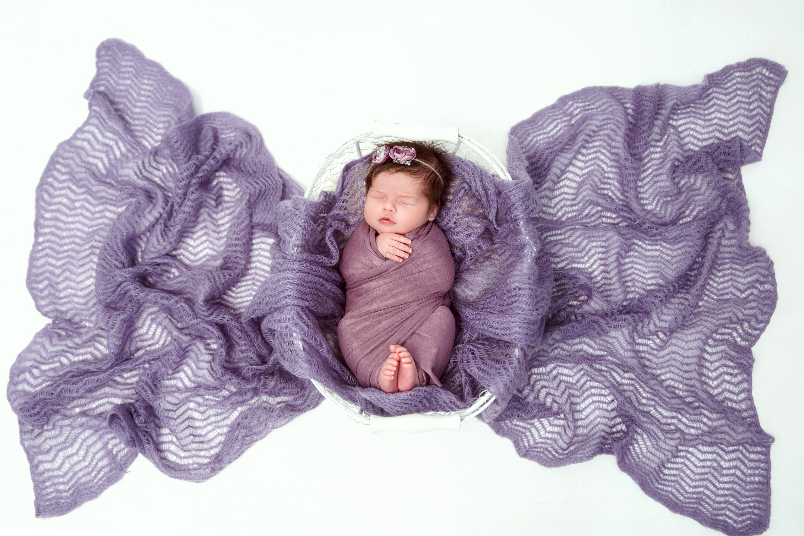 Фотосессия новорожденного (newborn). Фотограф новорожденных, детей до года и беременных в Симферополе