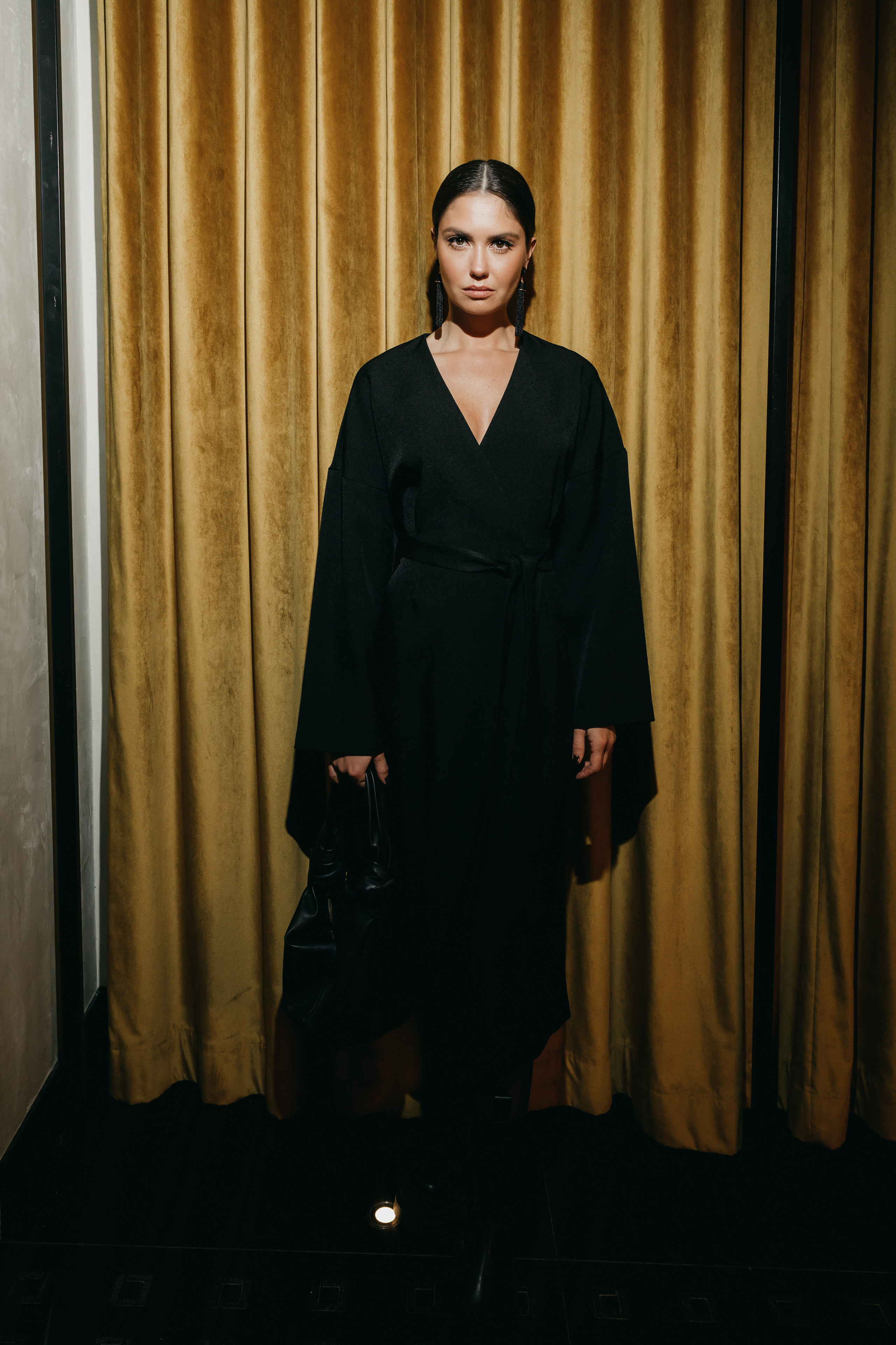 Агата Муцениеце на премьере фильма Один на один в Москве