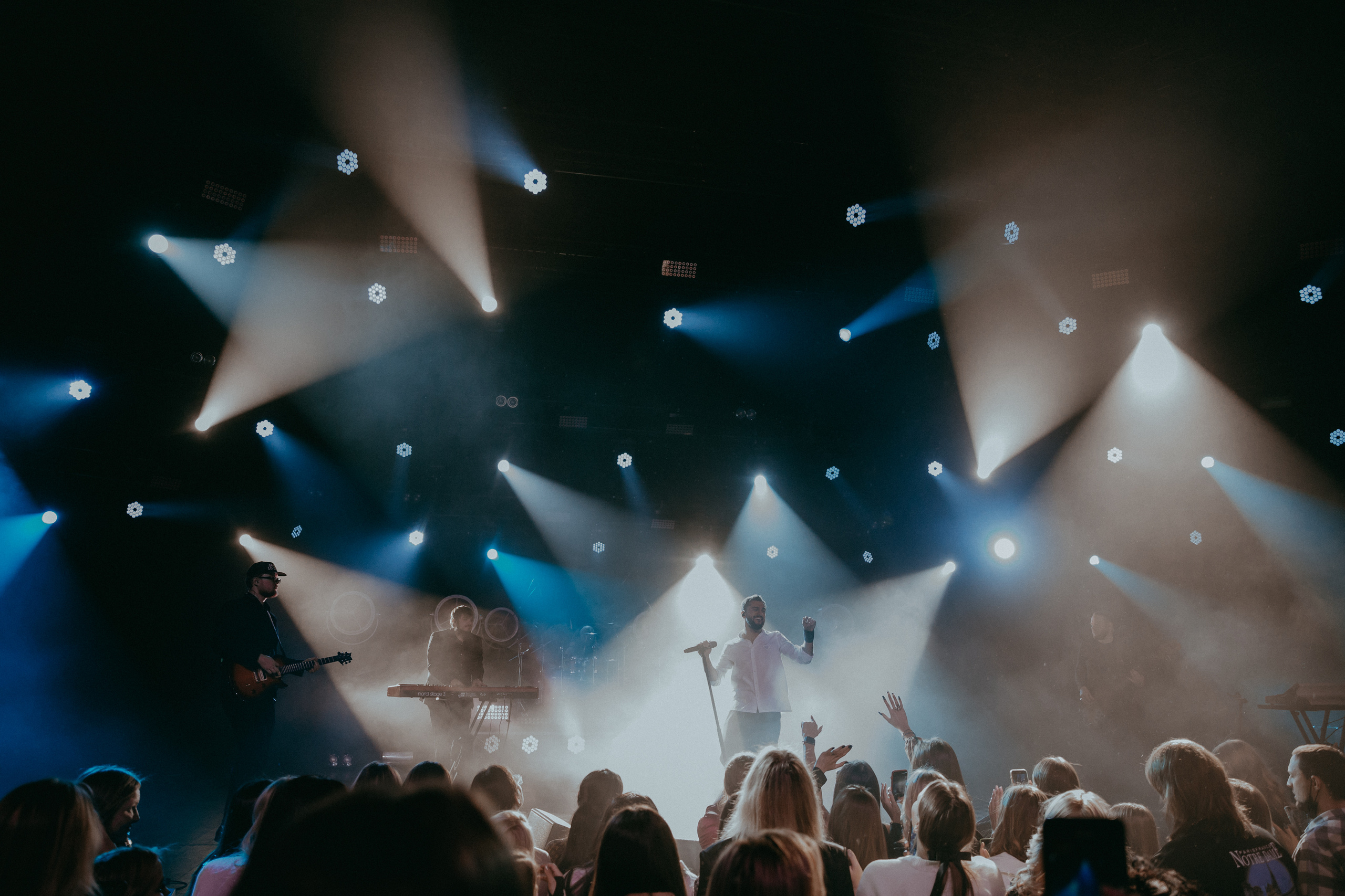 Концерт JONY в Барвихе. «Птичка на проводе»: информационный портал в Москве