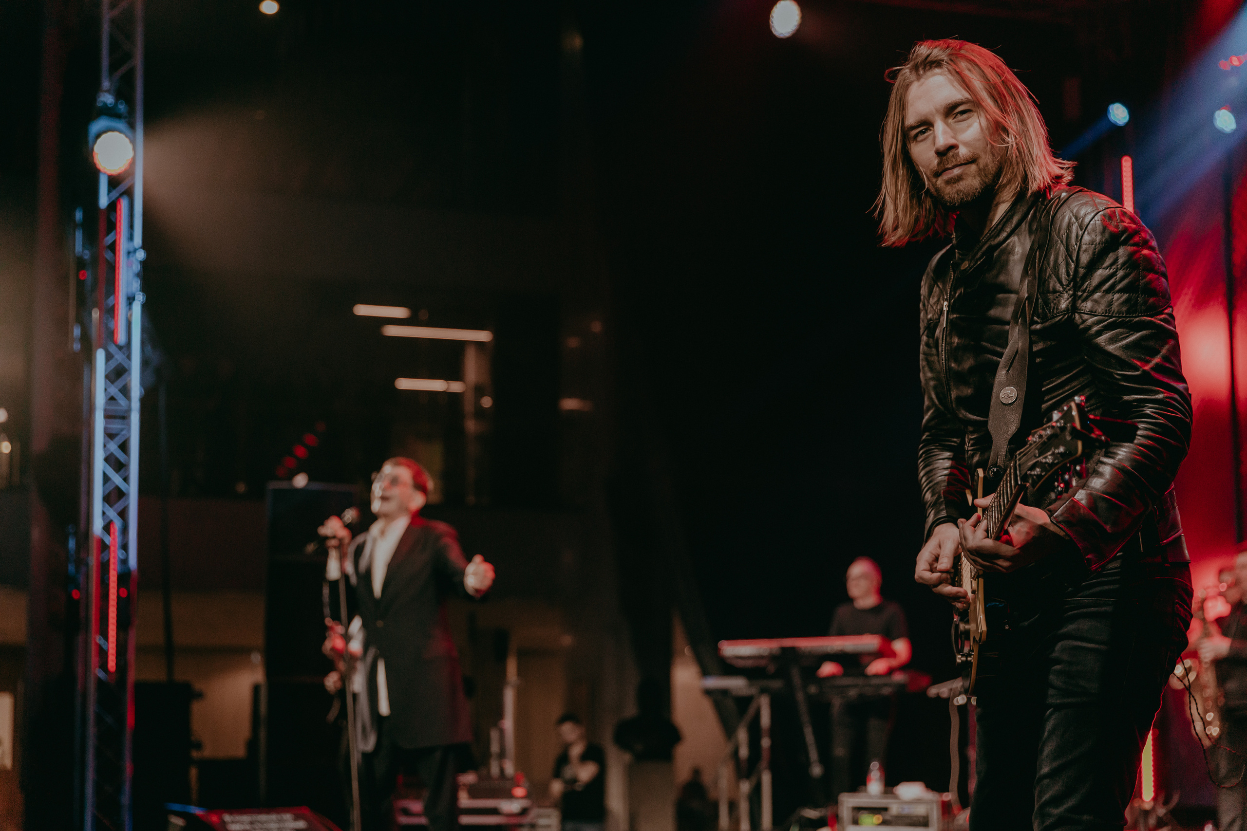 Григорий Лепс благотворительный концерт «Zа Россию» в Москве. «Птичка на проводе»: информационный портал в Москве