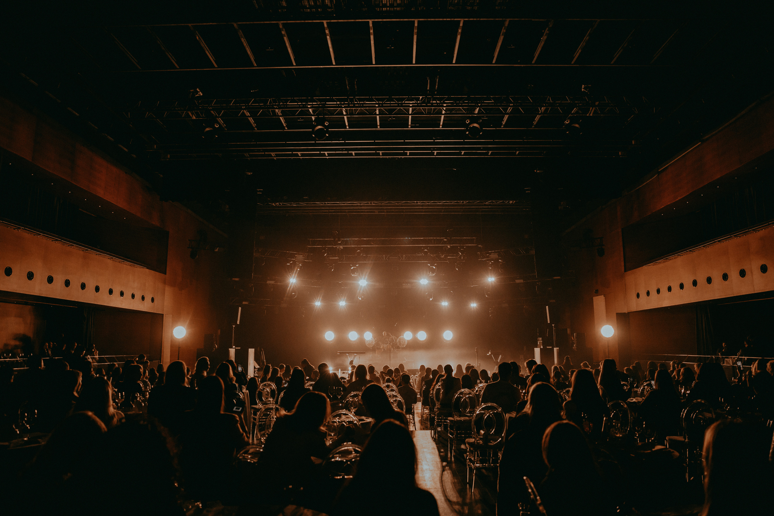 Концерт JONY в Барвихе. «Птичка на проводе»: информационный портал в Москве