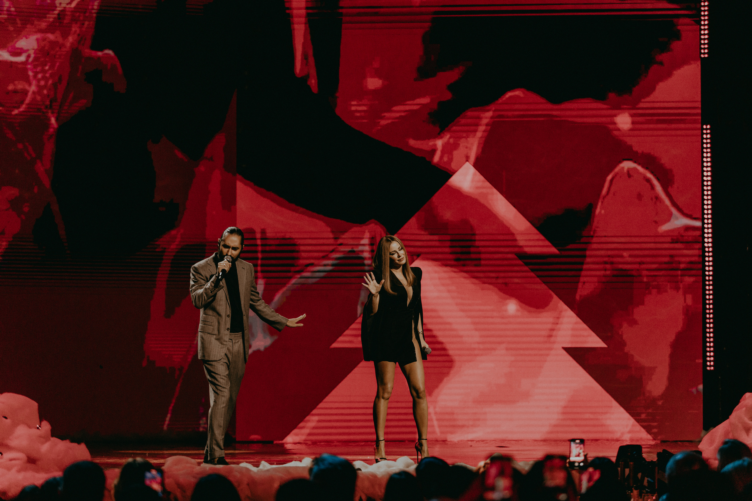 МОТ и Ани Лорак на Главном Новогоднем Концерте в Crocus City Hall в Москве