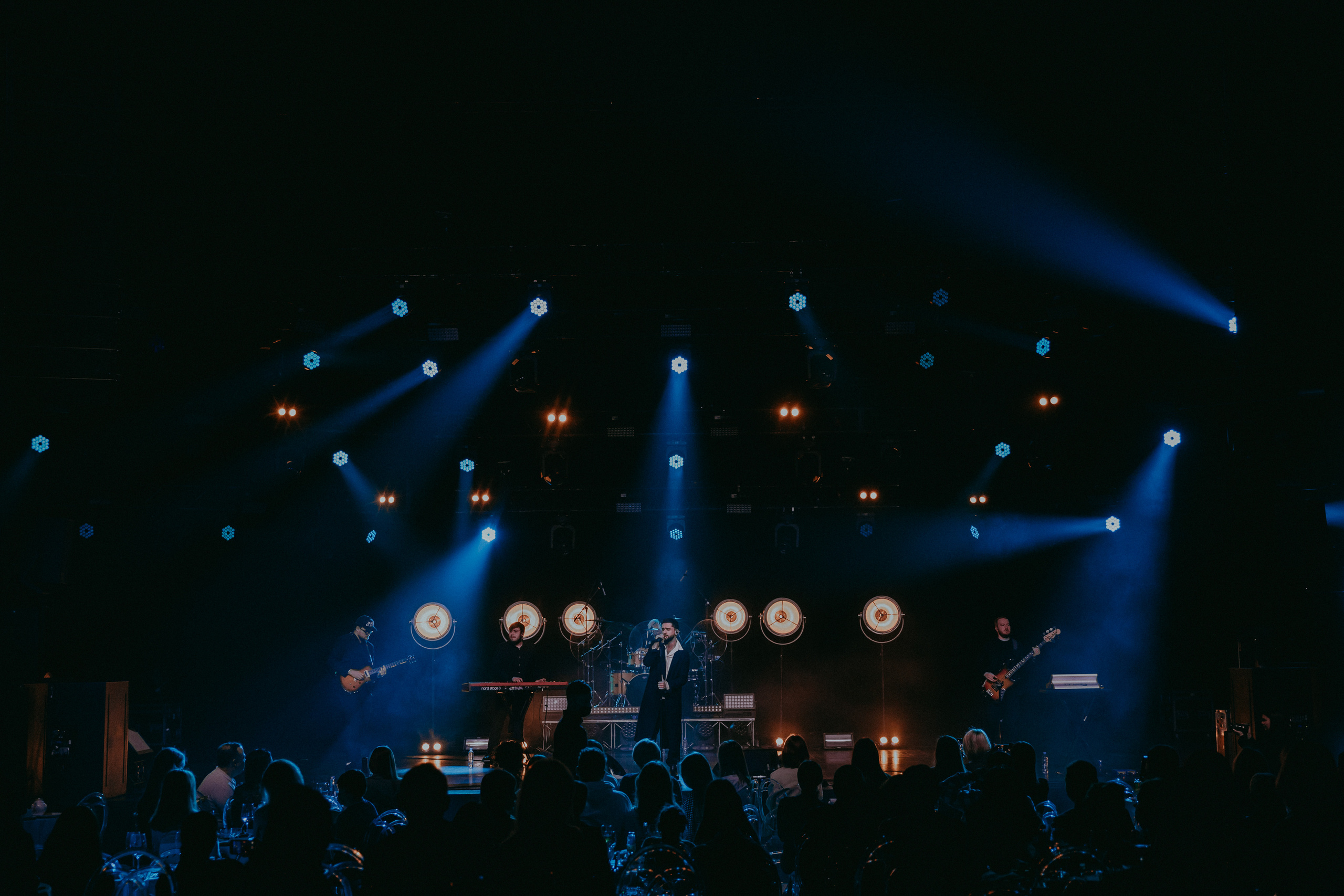 Концерт JONY в Барвихе. «Птичка на проводе»: информационный портал в Москве