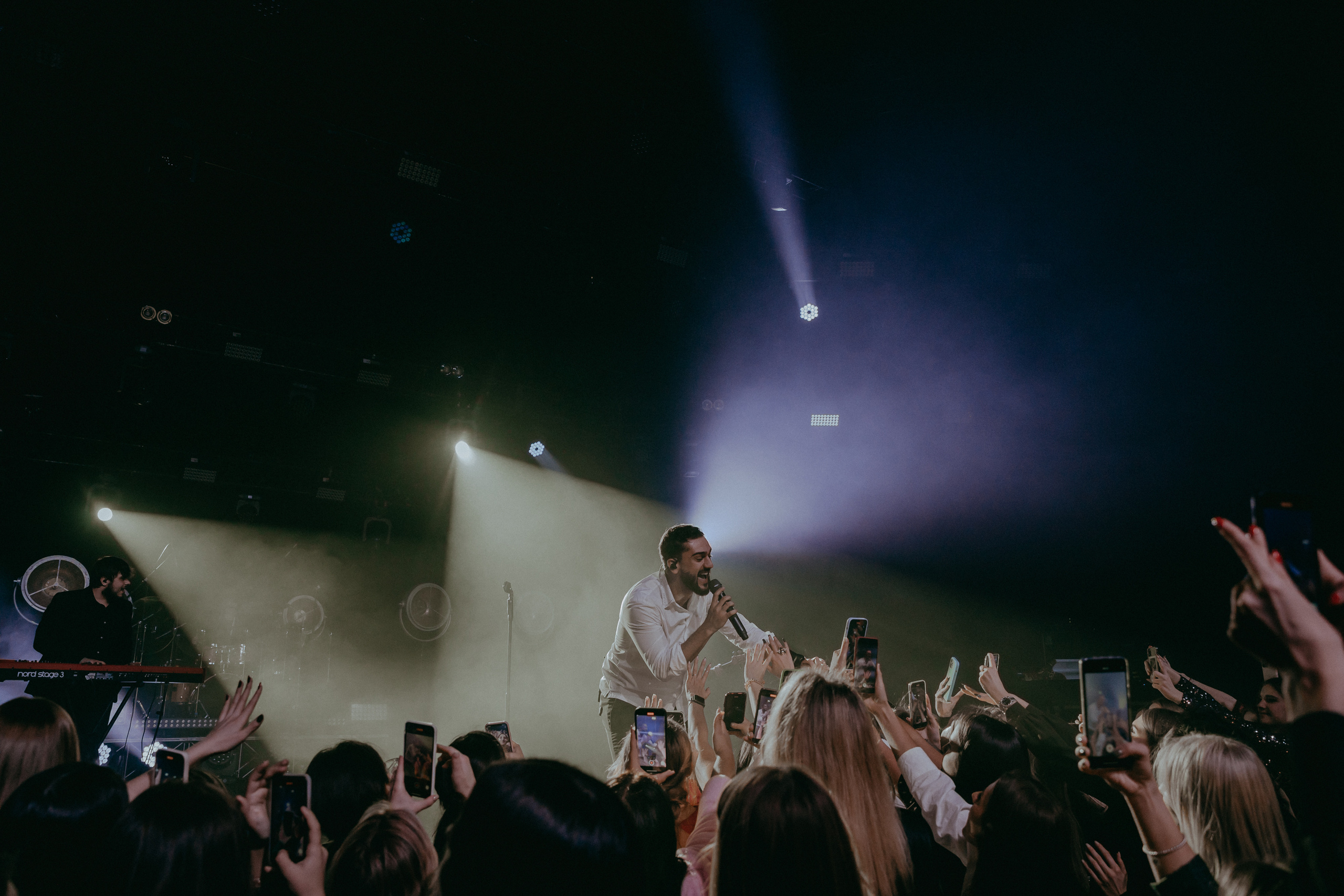 Концерт JONY в Барвихе. «Птичка на проводе»: информационный портал в Москве