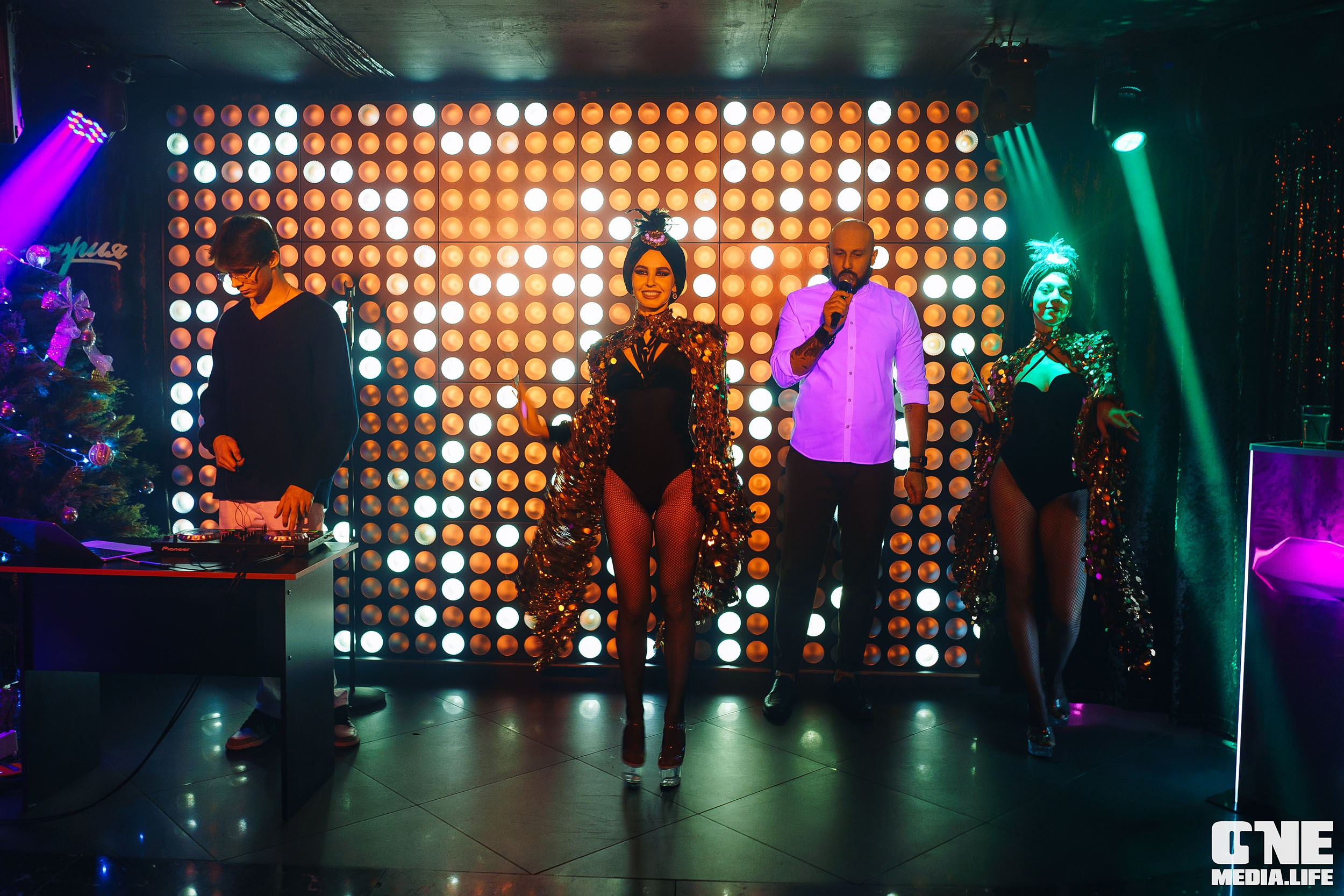 Фоторепортаж из караоке-клуба Эйфория. One Media Life: фоторепортажи, фотоотчеты с мероприятий и заведений