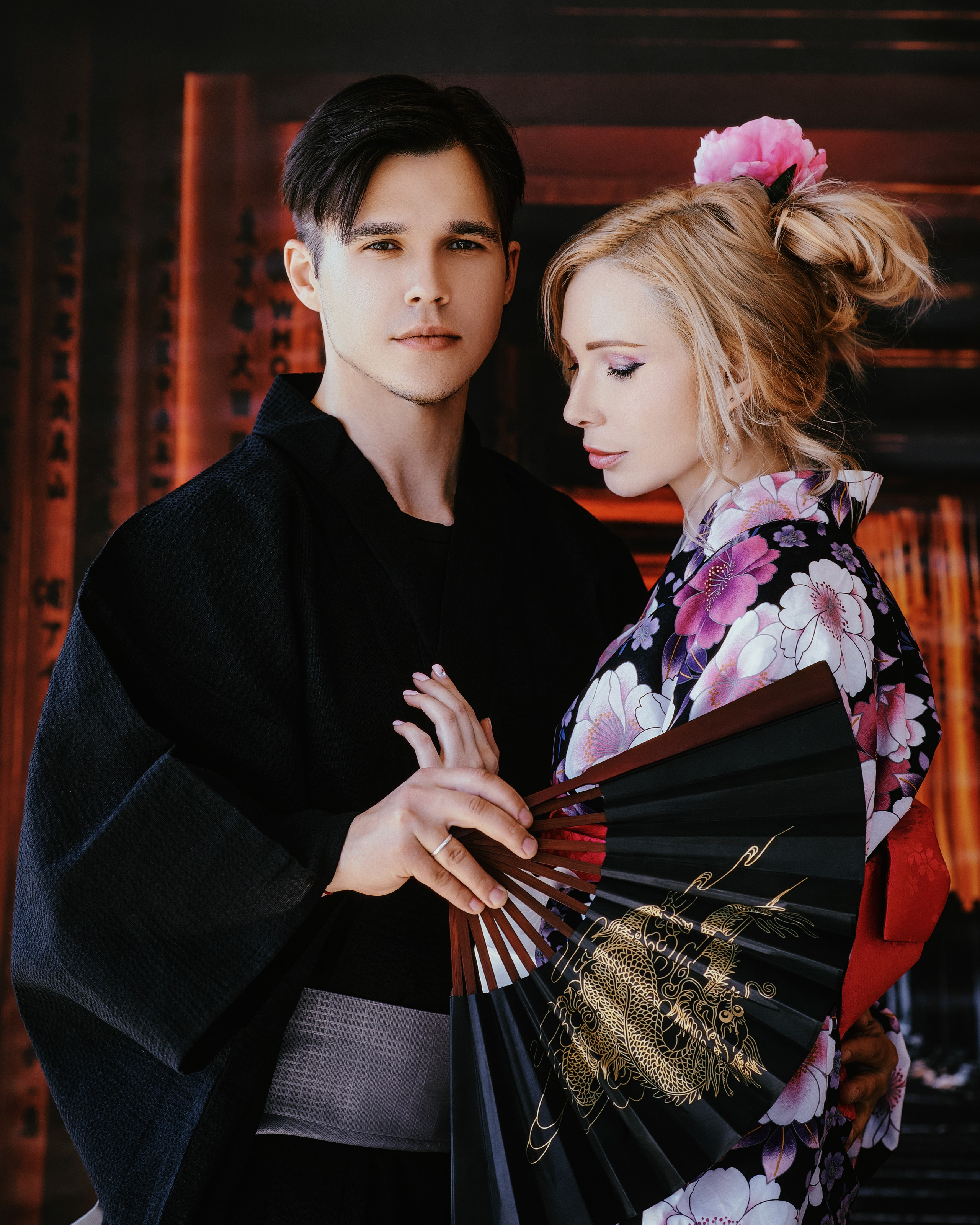 Фотосъёмка пары на фотозопе в японском стиле в японском саду Энси в городе Находке