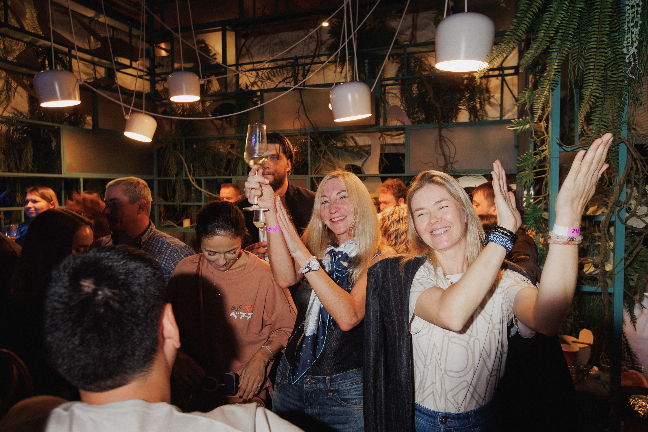 ВИННЫЙ ФЕСТИВАЛЬ. СВОИ. ФОТООТЧЕТЫ-СОБЫТИЯ-МЕСТА