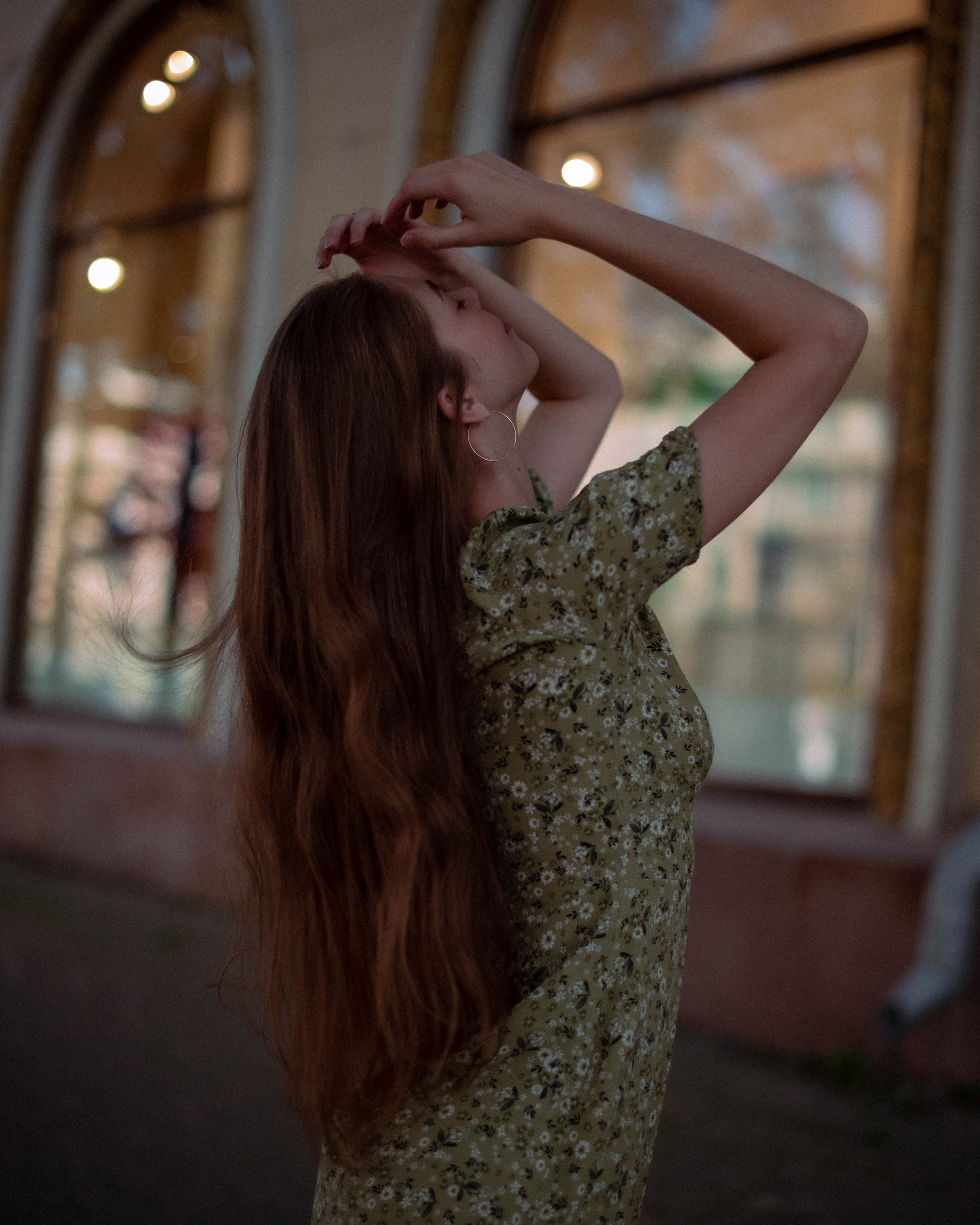 Ася. Женский фотограф. Создатель украшений ручной работы. Модель