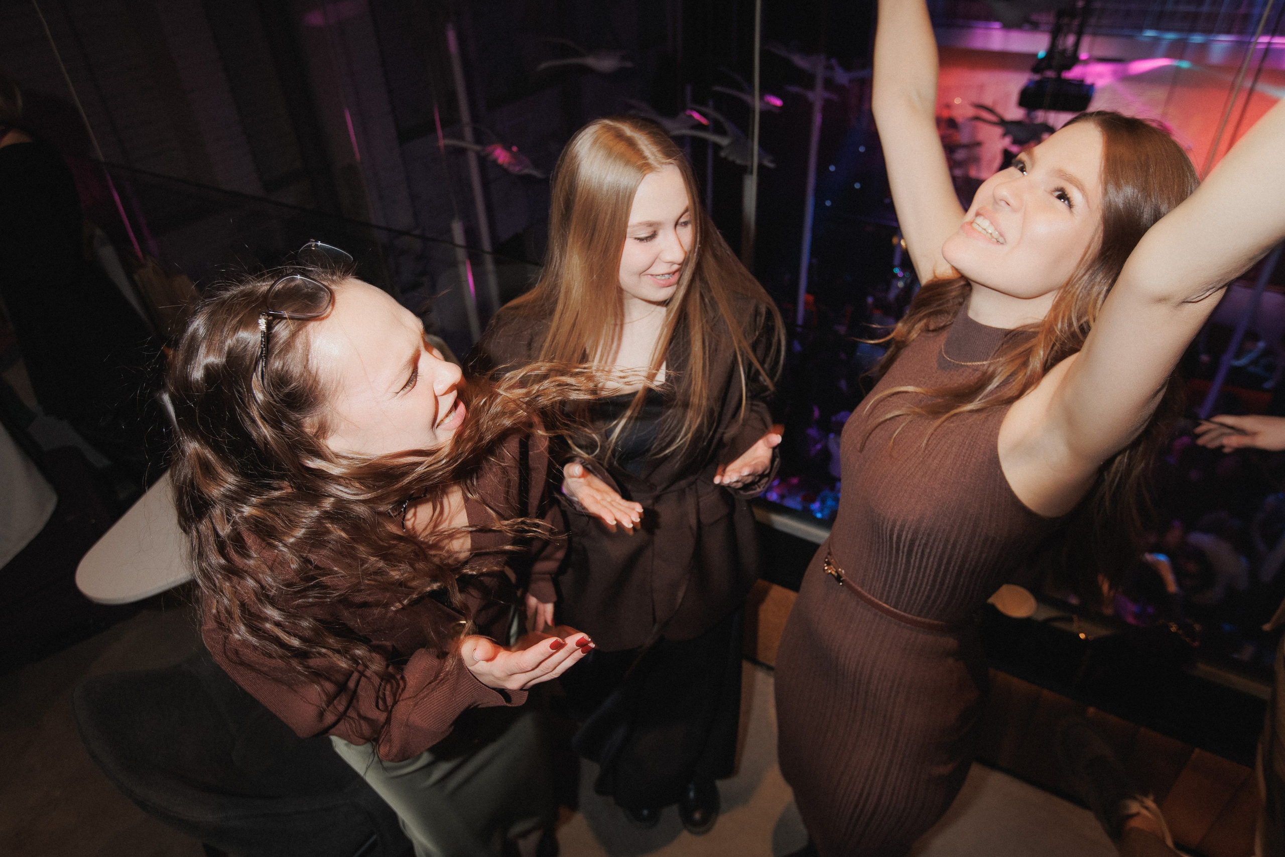 ВИННЫЙ ФЕСТИВАЛЬ. СВОИ. ФОТООТЧЕТЫ-СОБЫТИЯ-МЕСТА