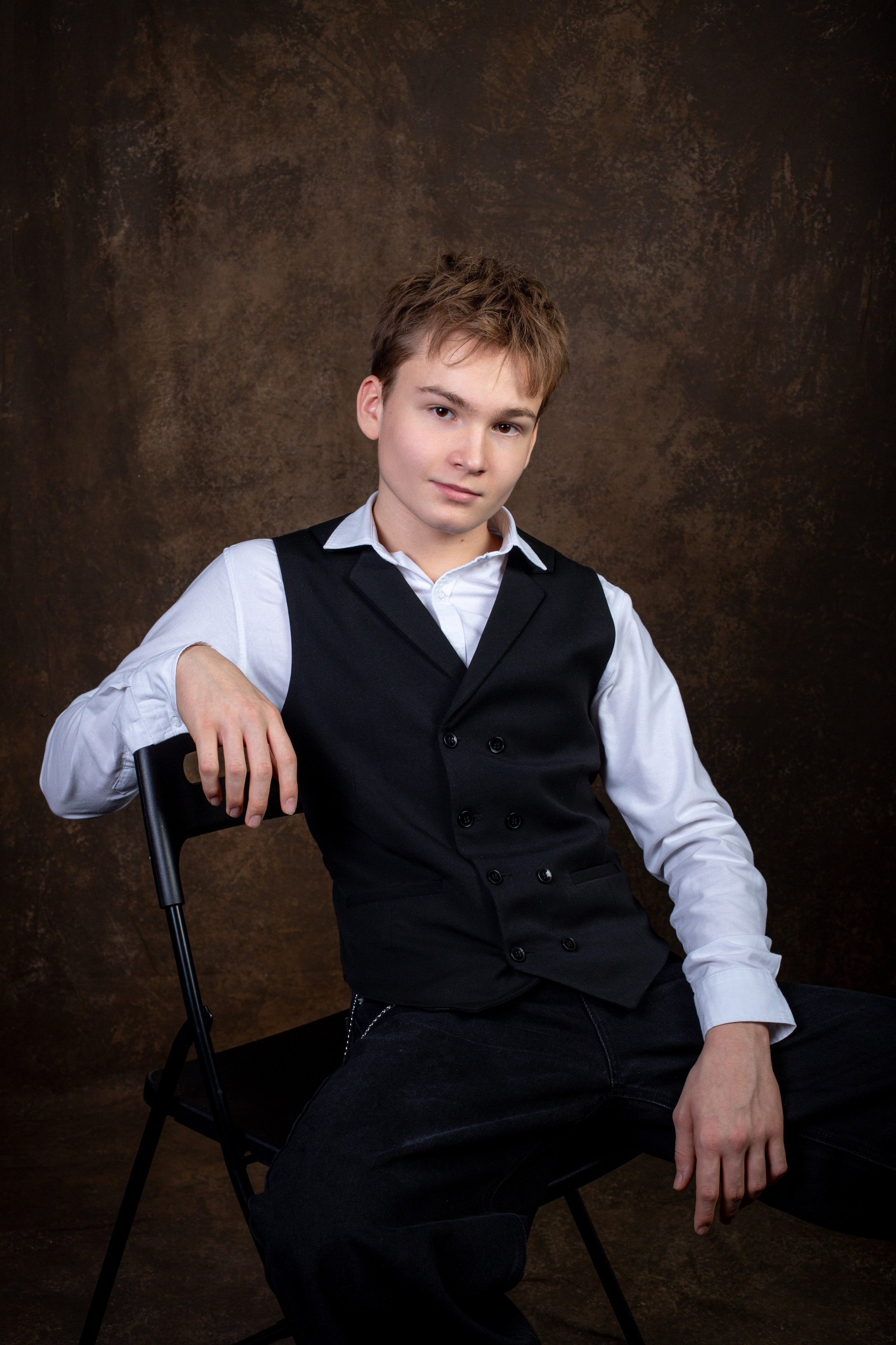 Цены на выпускные альбомы для 9-11 классов. Выпускной альбом в Москве и Домодедово Вышка Школьный фотограф