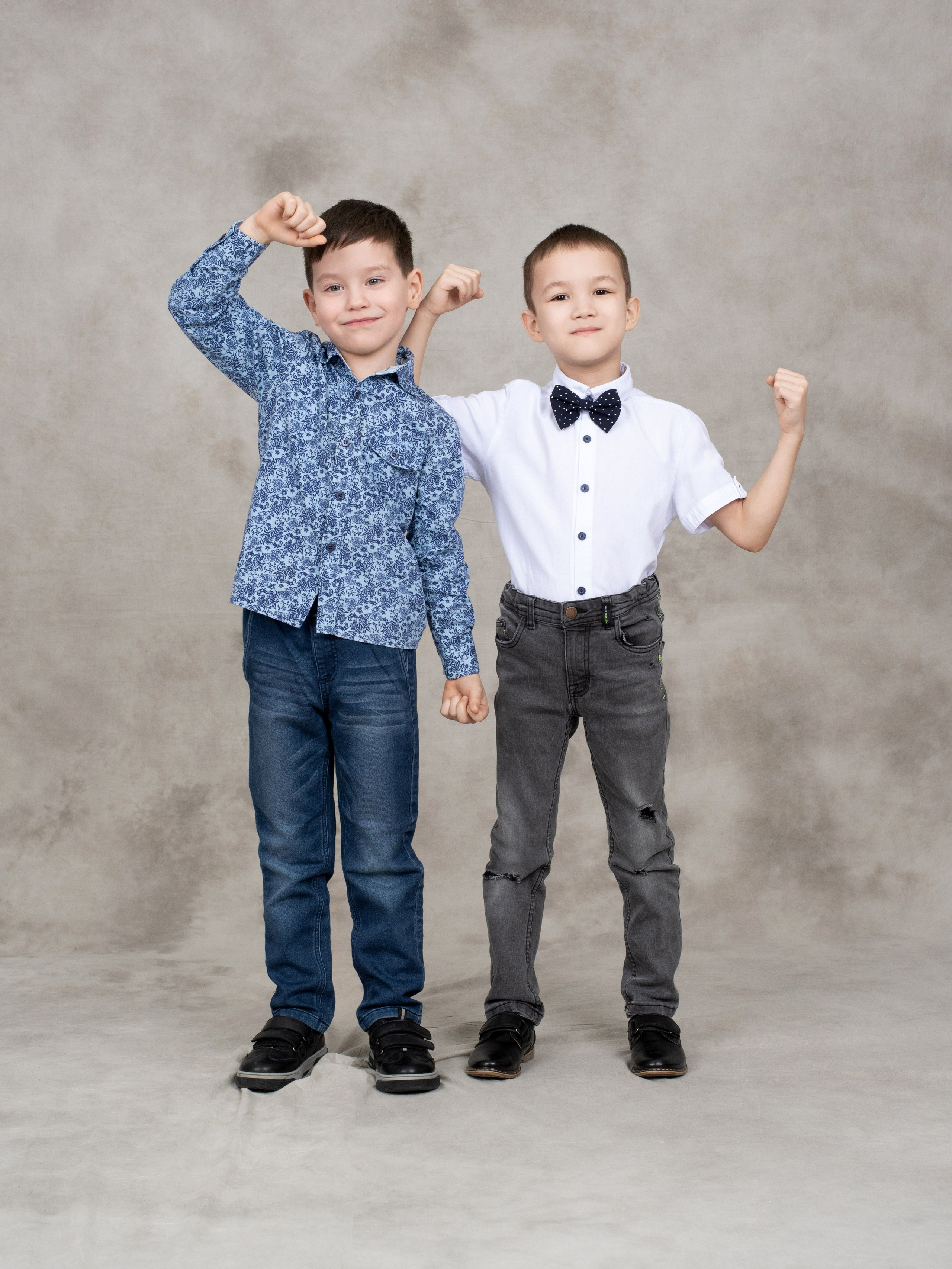 Выпускной альбом для детского сада "В кубе". Выпускные альбомы в Тюмени для школ, садов, вузов спортивных секций