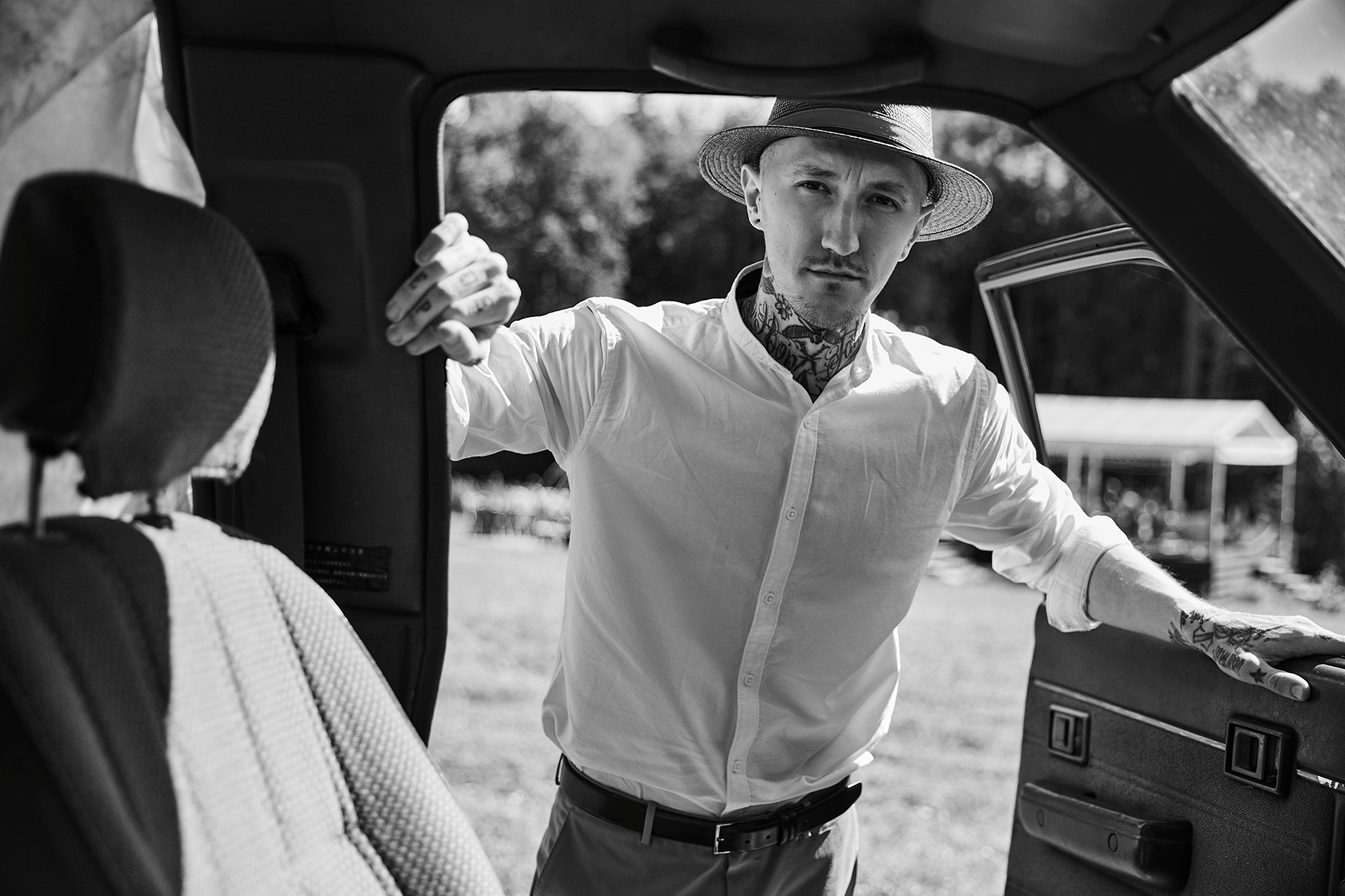 Там где нет связи, люди вынуждены общаться)). Фотограф Игорь Цаплин