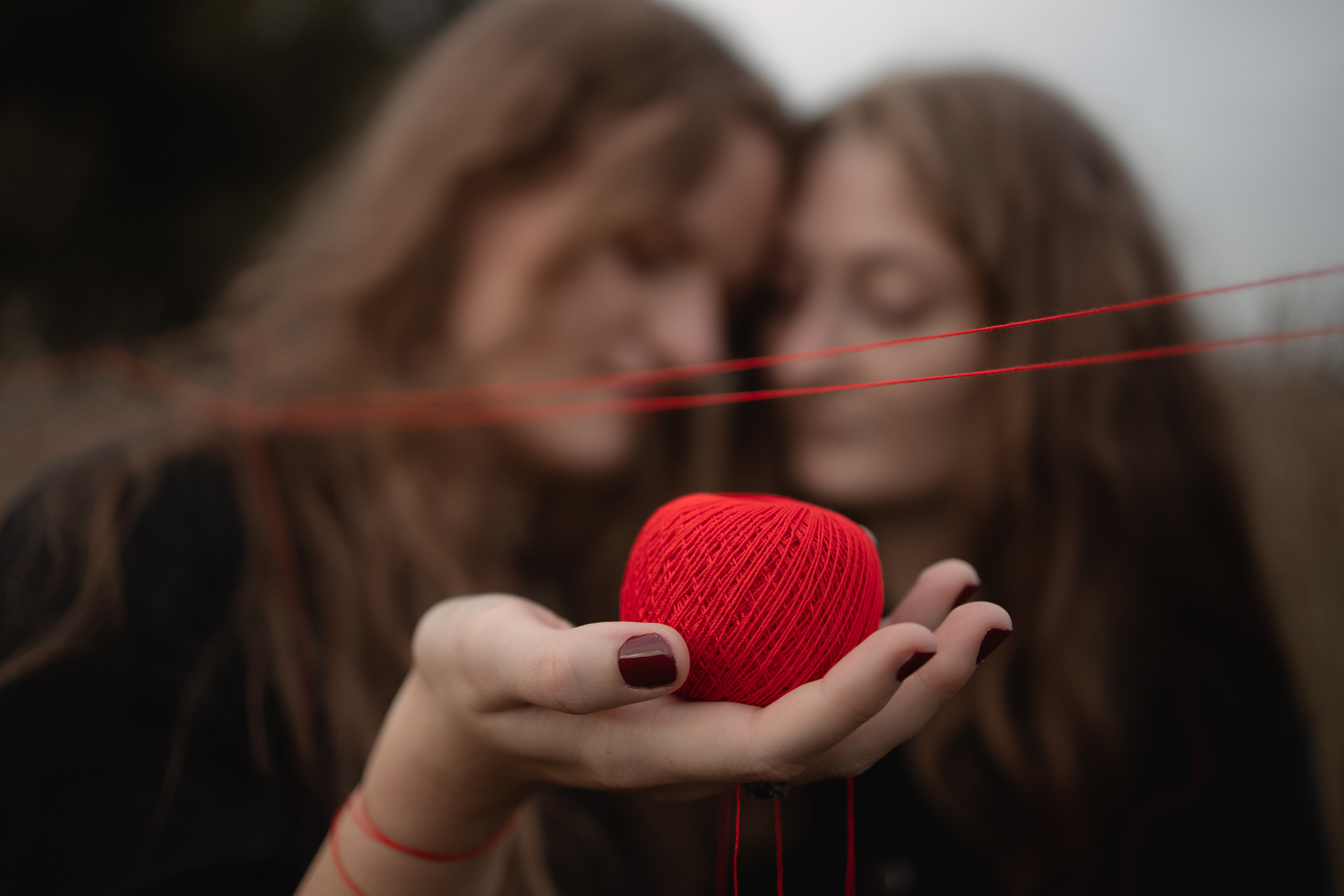 Невидимая красная нить. Арт-фотограф. Coffelisk