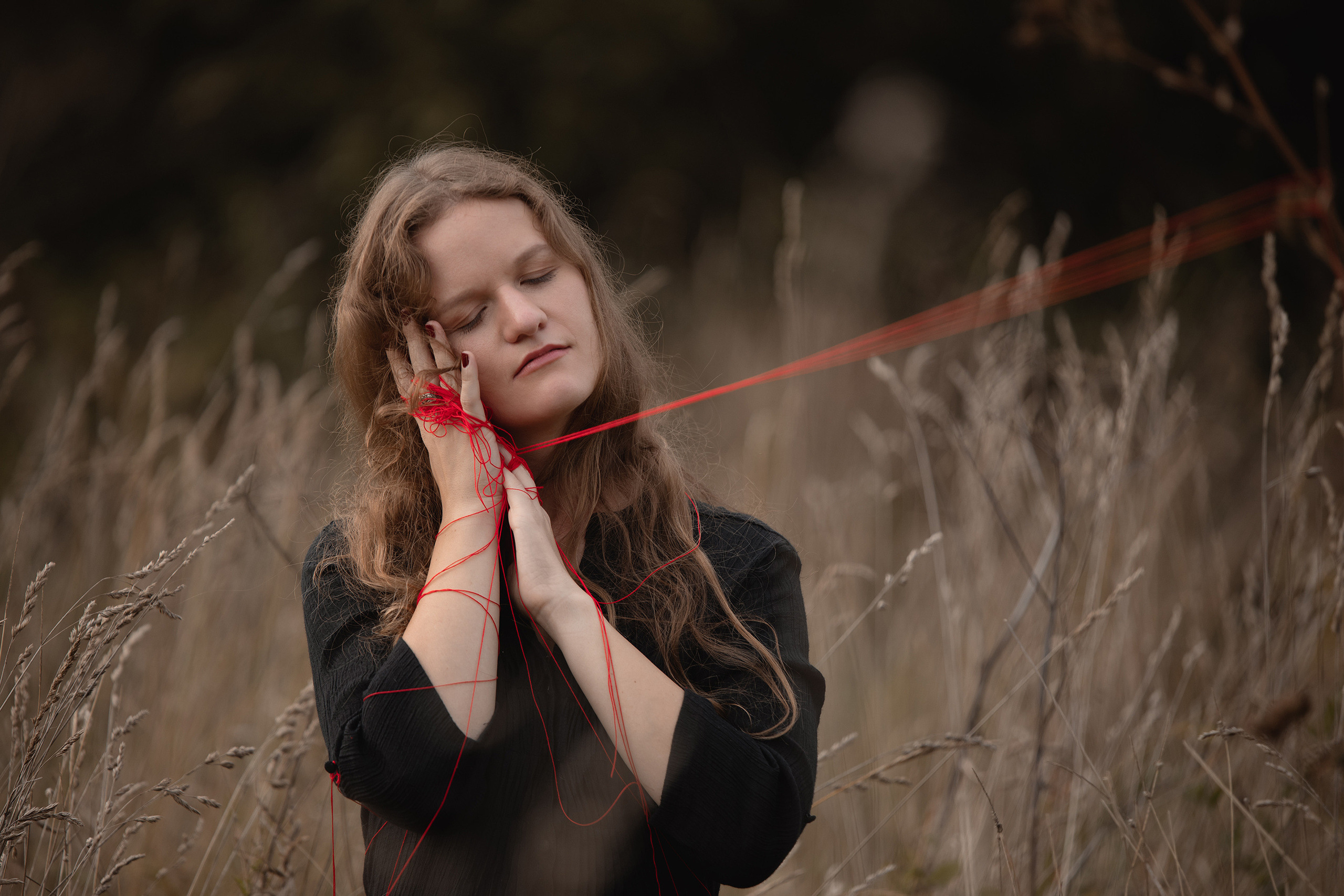 Невидимая красная нить. Арт-фотограф. Coffelisk