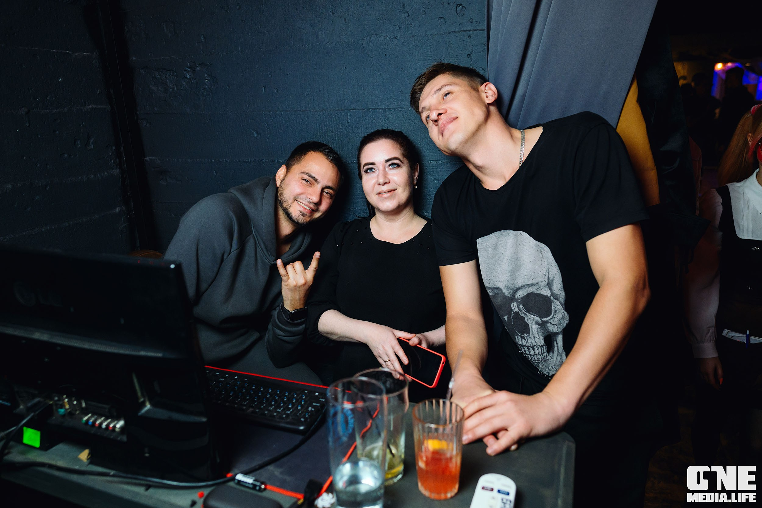 Фоторепортаж из бара Дредноут. One Media Life: фоторепортажи, фотоотчеты с мероприятий и заведений
