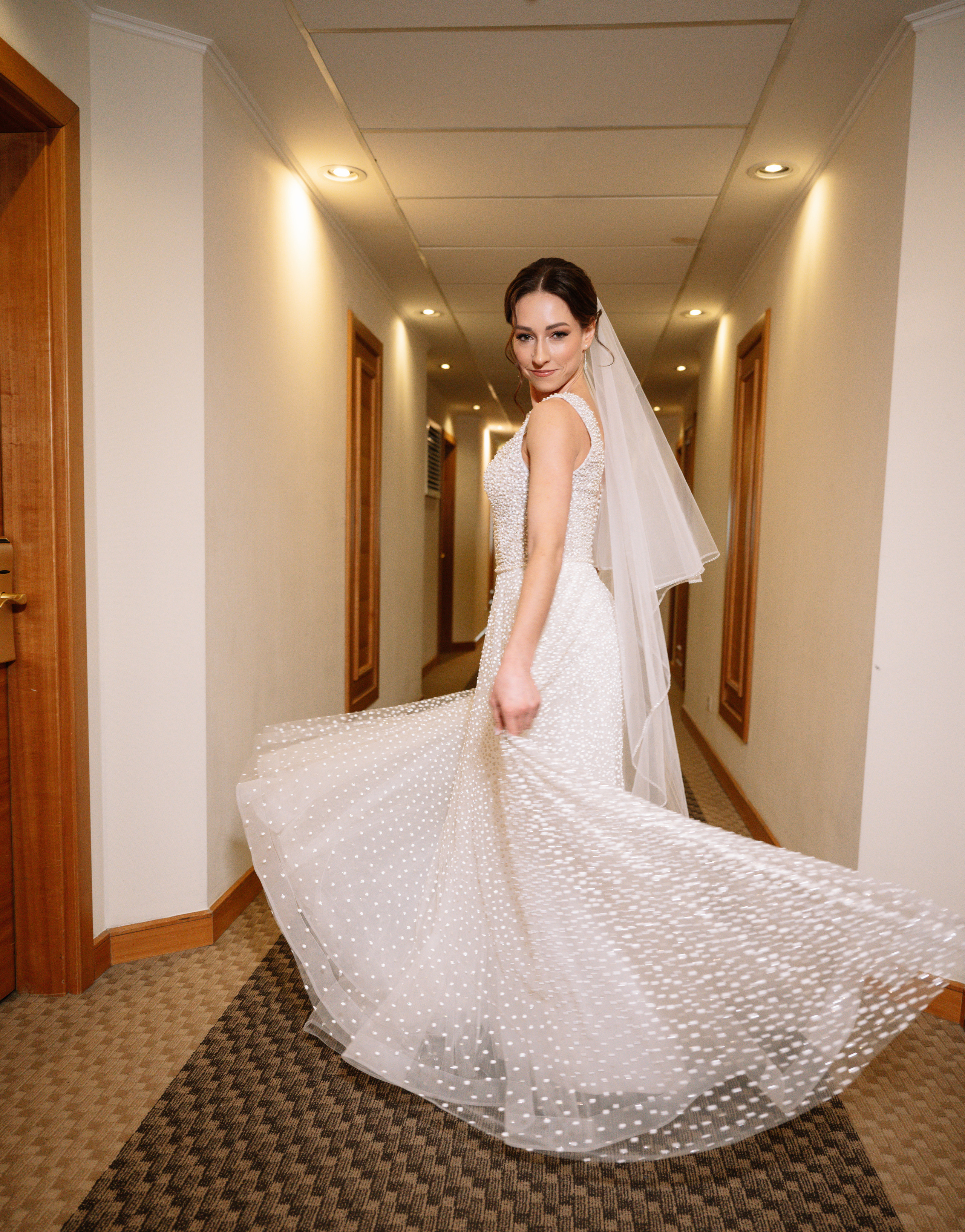 Лучшие отели для свадебного утра в Москве. Свадебный видеограф в Москве Никонова Анна