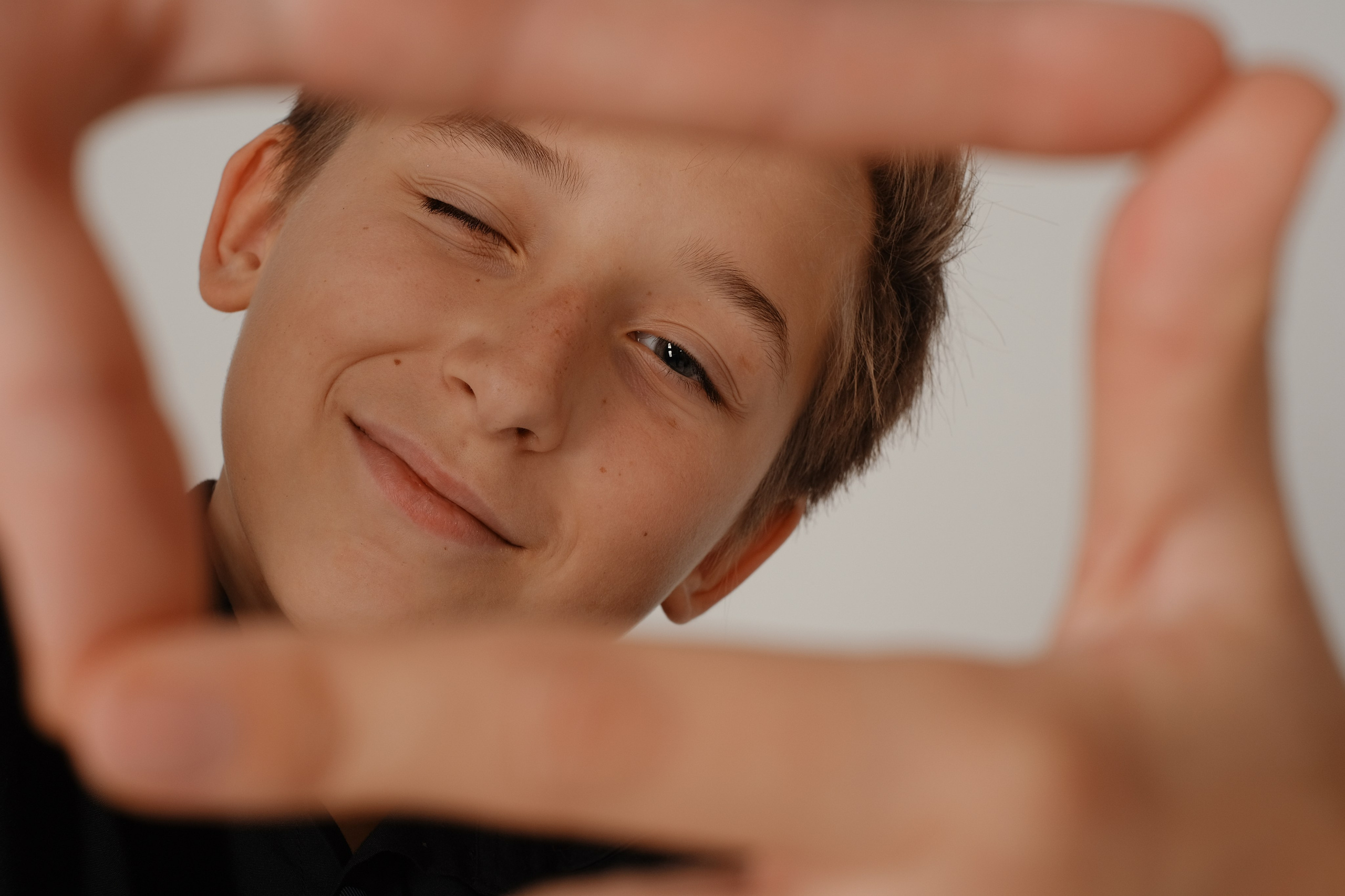 Мужская фотосессия. мужское. Бизнес портрет. Фото для бизнеса. Портрет, бизнес портрет. Бизнес портрет, контент съемка. Профессиональная фотосъемка в Крыму. Натуральные эмоции и живые кадры. Забронируйте дату прямо сейчас!