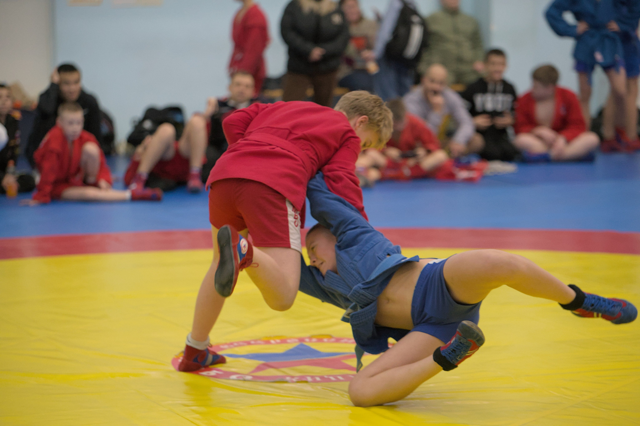 Самбо. Региональные соревнования «Невские звезды». Фото детских спортивных мероприятий и всякое интересное через объектив