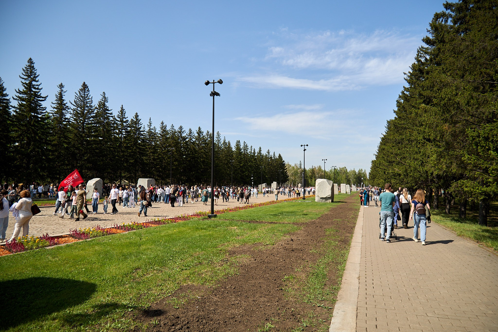 Парк Победы 9 мая 2025 года. Фотограф Омск | Александр Вандеров