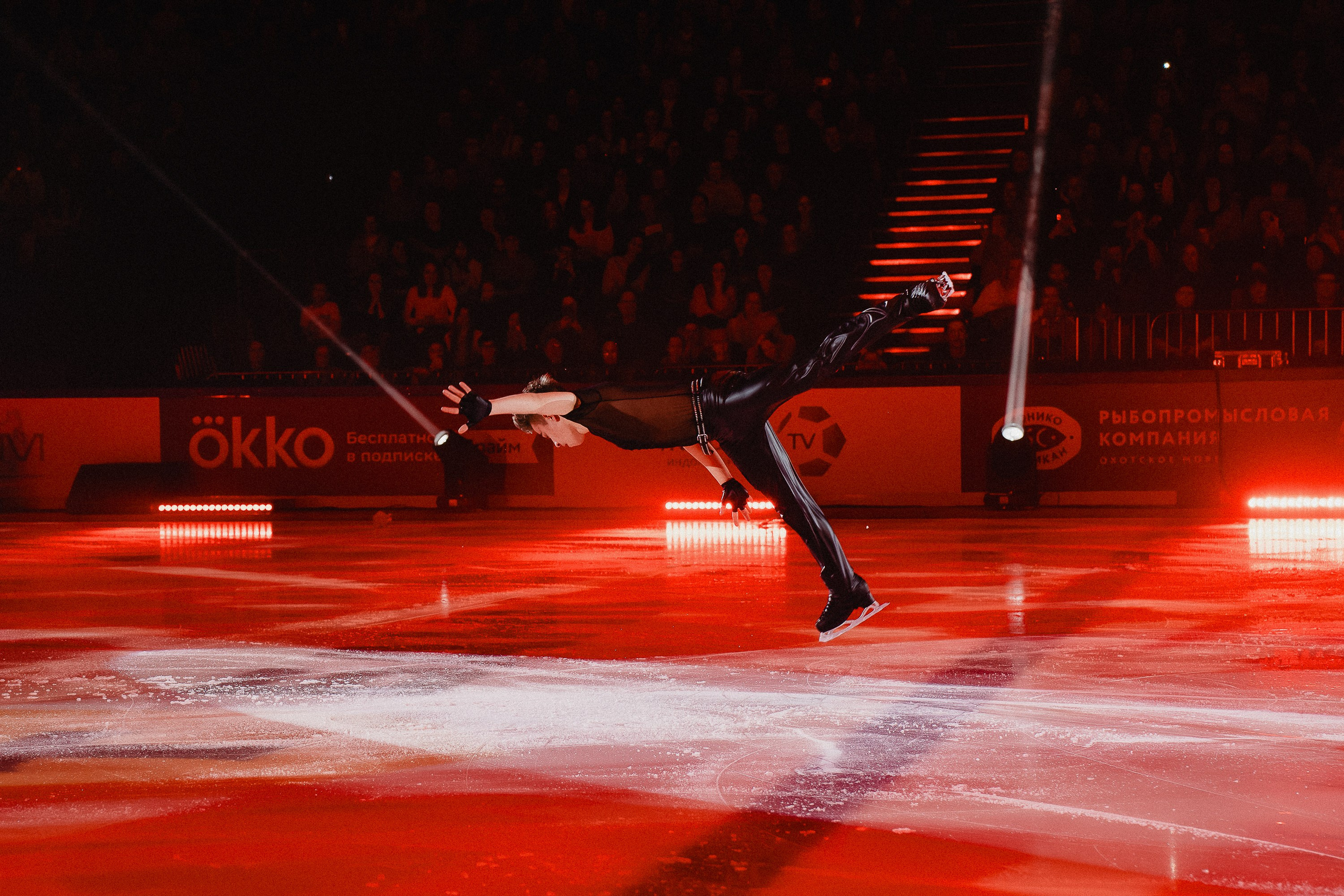 Шоу Этери Тутберидзе в Новосибирске. Воробьева Ксения — Спортивный и танцевальный фотограф Новосибирск