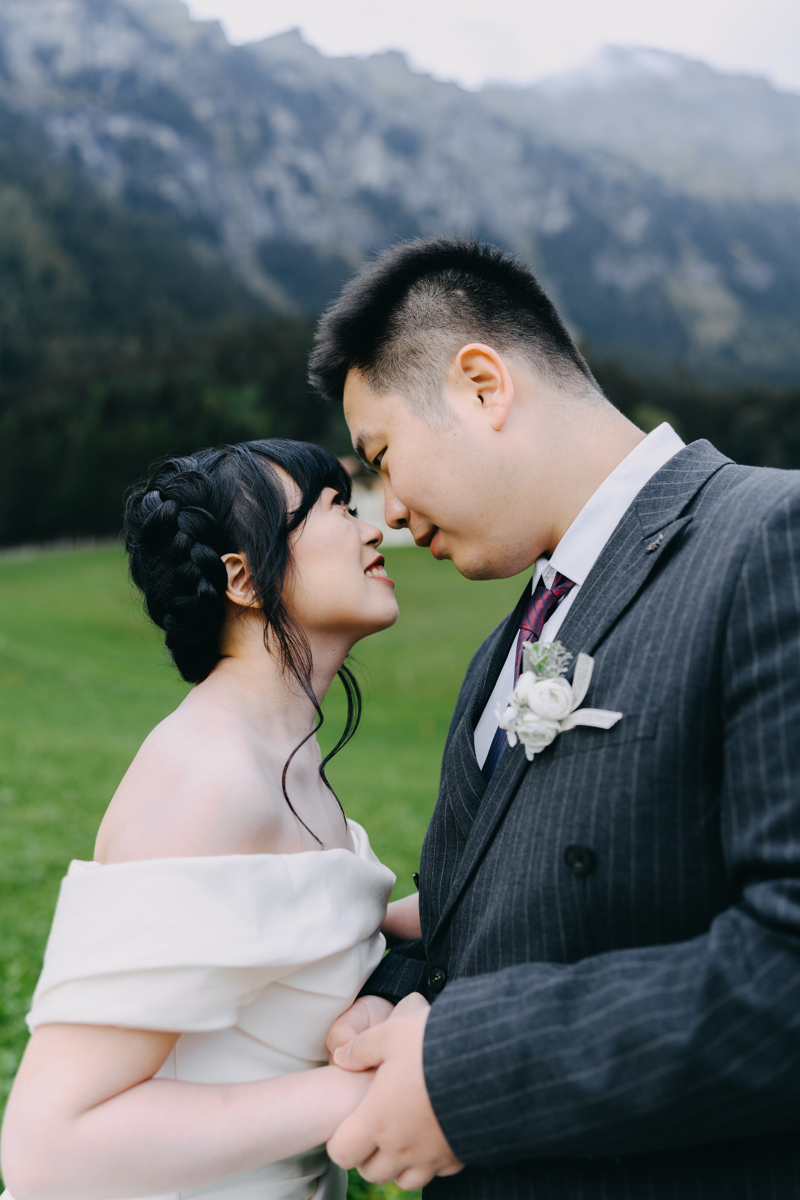 Wedding Photography elopement in Switzerland Europe. Professional Wedding Photographer Geneva & Romande Switzerland | Tanya Creator