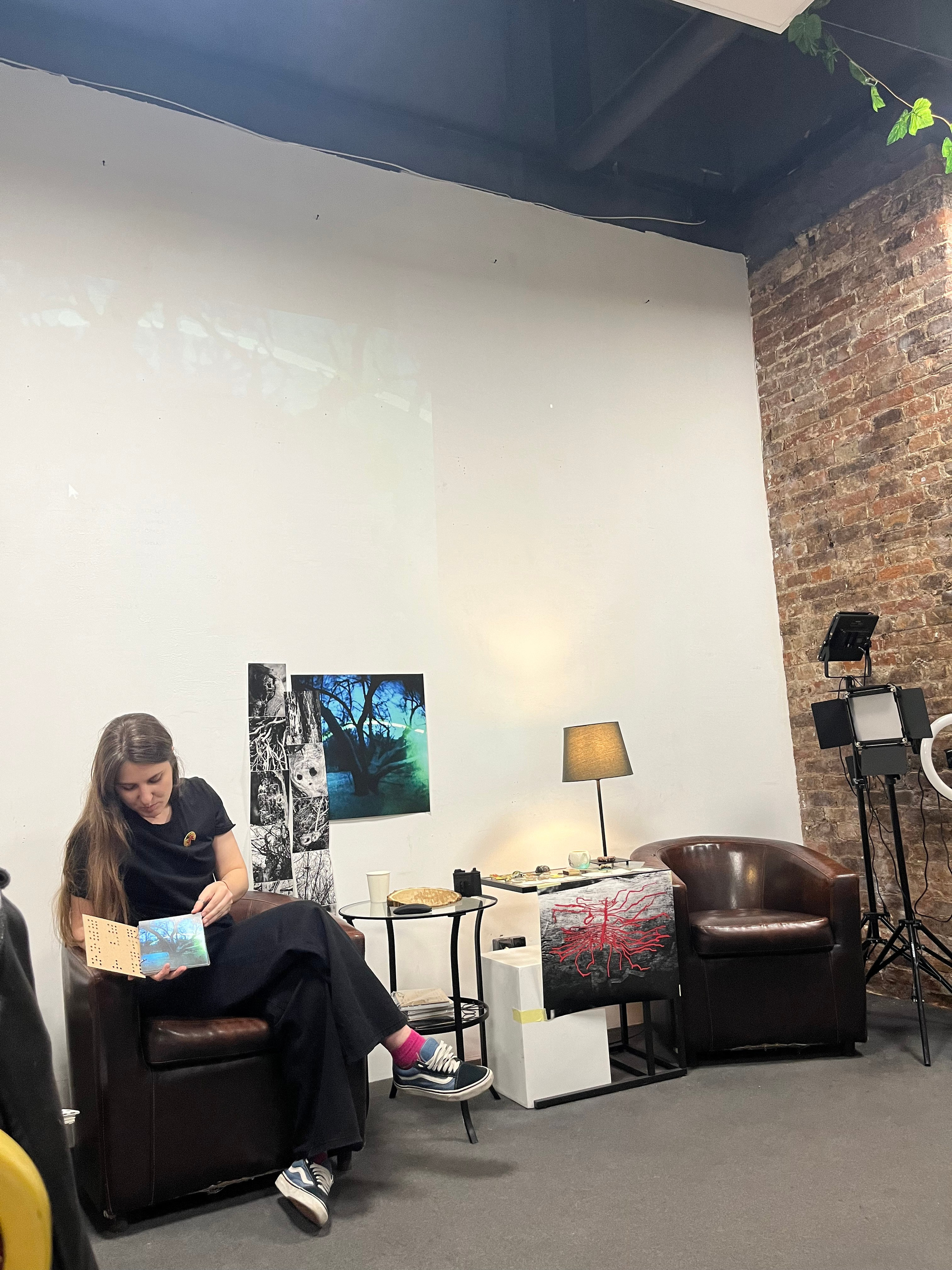 Презентация фотокниги «Beetlemania», 21.10.2023, г. Ростов-на-Дону, независимый книжный «В порядке». Лера Круглова