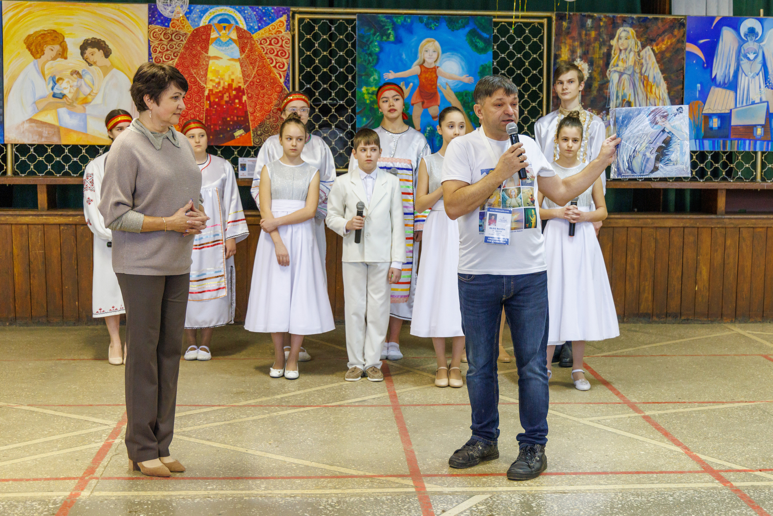 Открытие выставки «Ангелы мира». Фотограф Сергей Старых. Мценск
