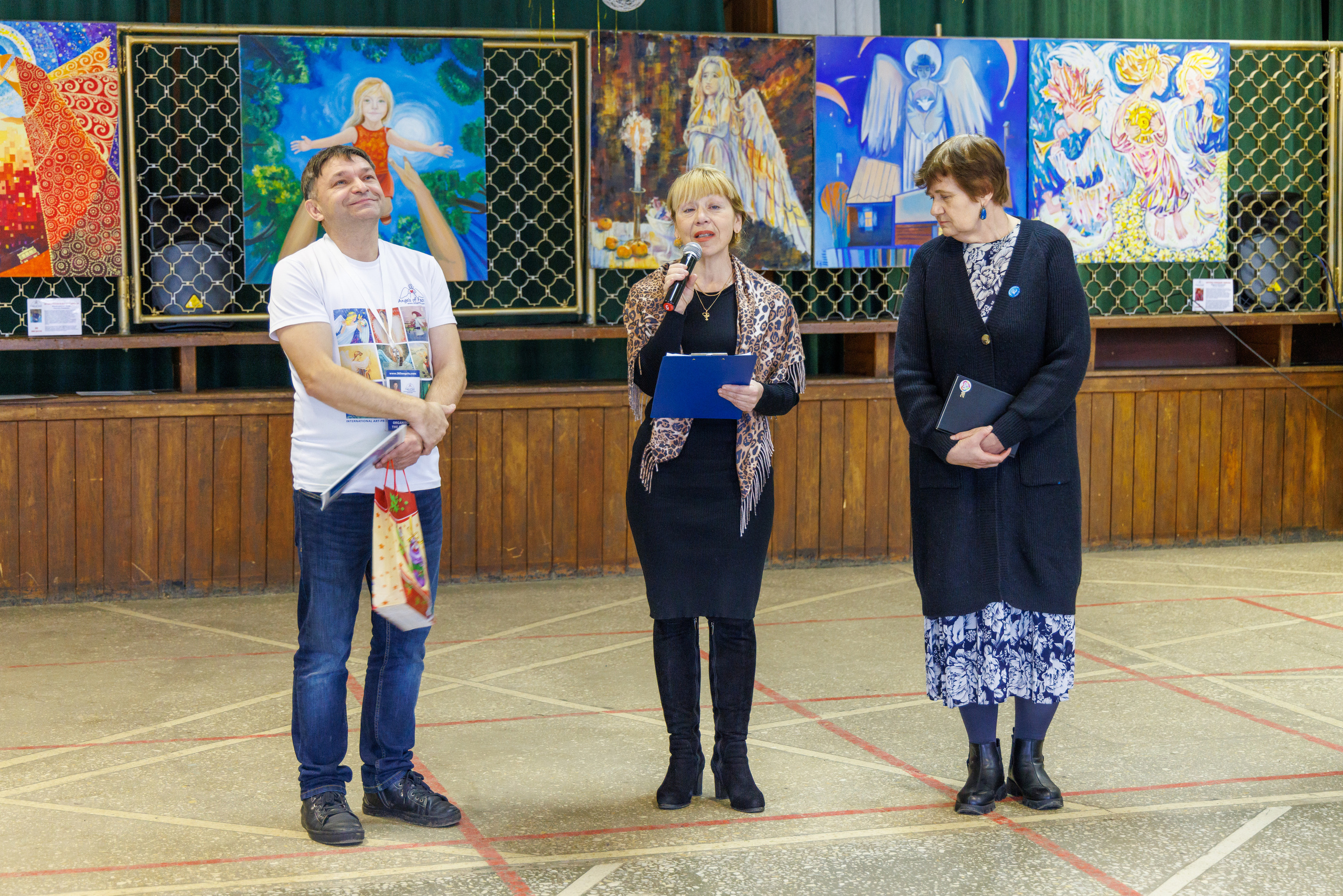 Открытие выставки «Ангелы мира». Фотограф Сергей Старых. Мценск