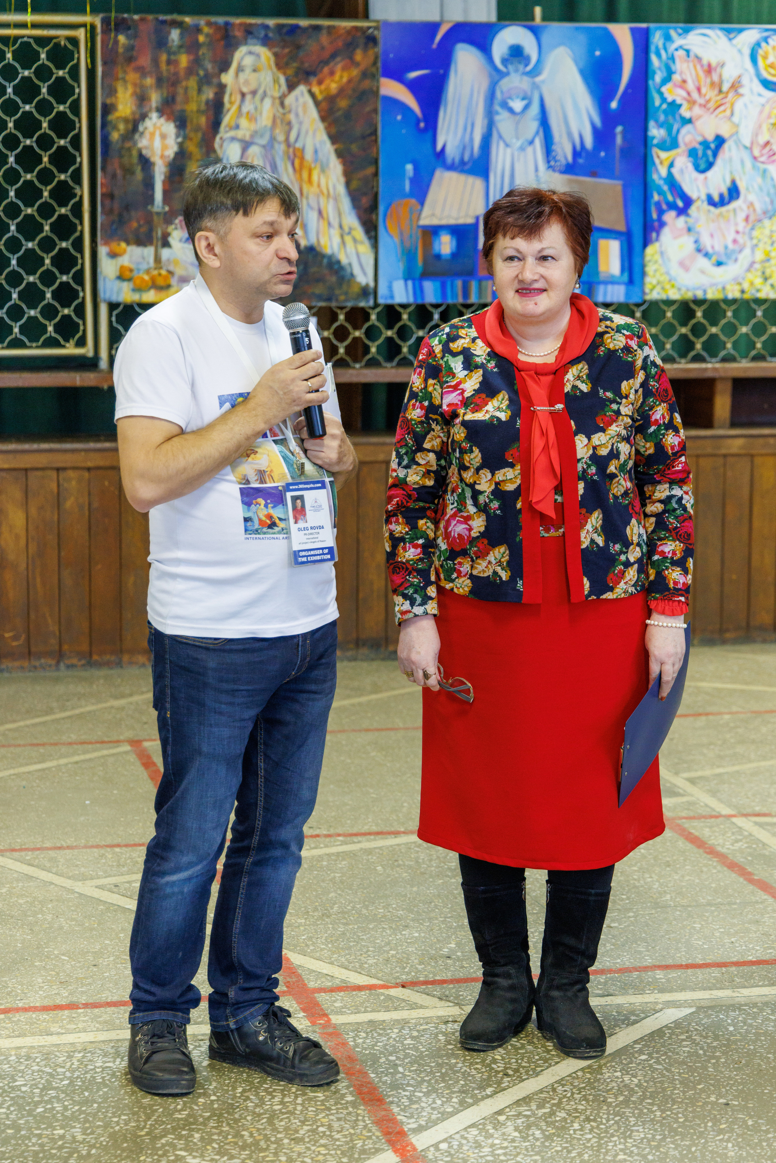 Открытие выставки «Ангелы мира». Фотограф Сергей Старых. Мценск