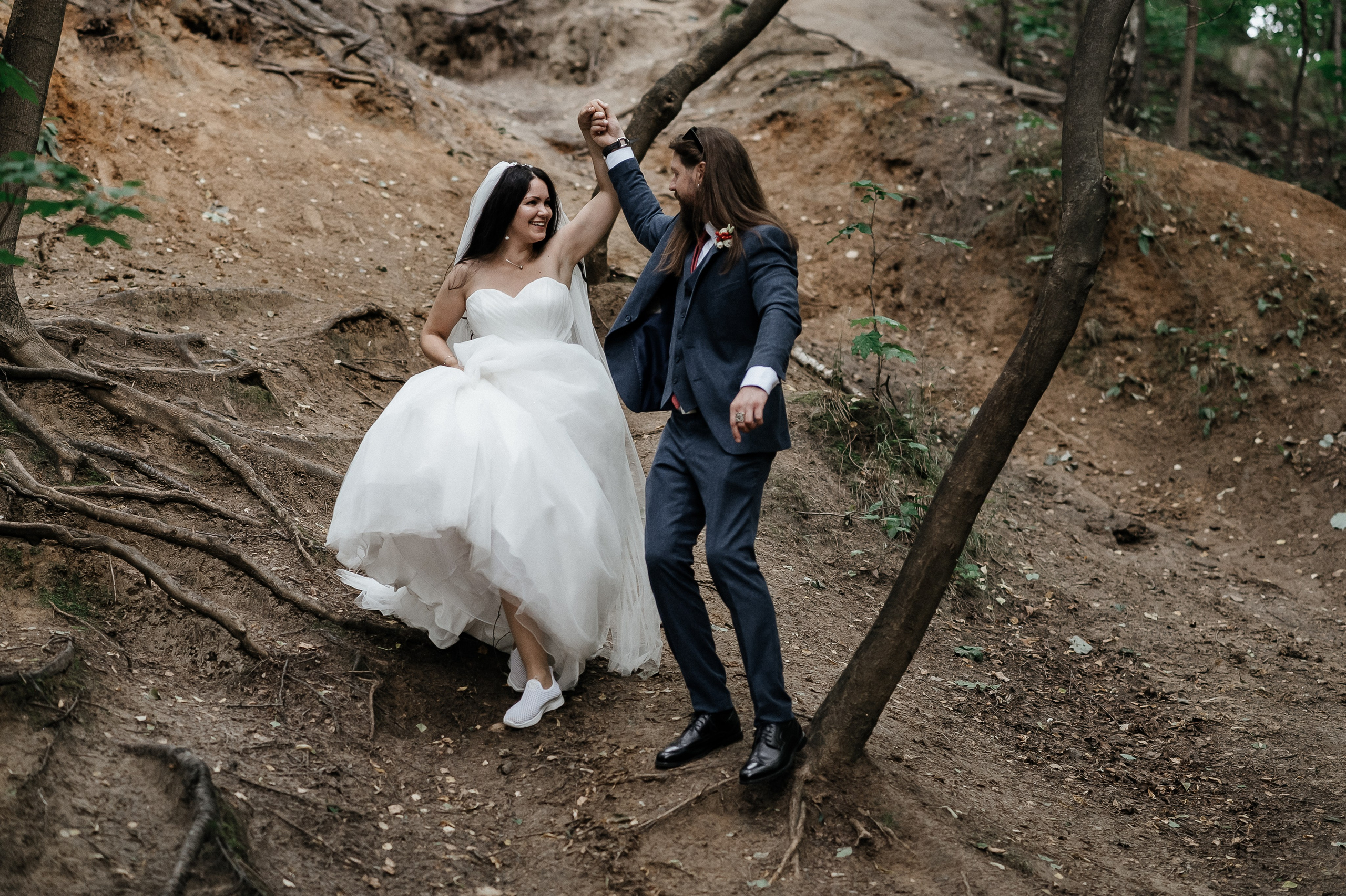 Фотосессия свадьбы в нескучном саду