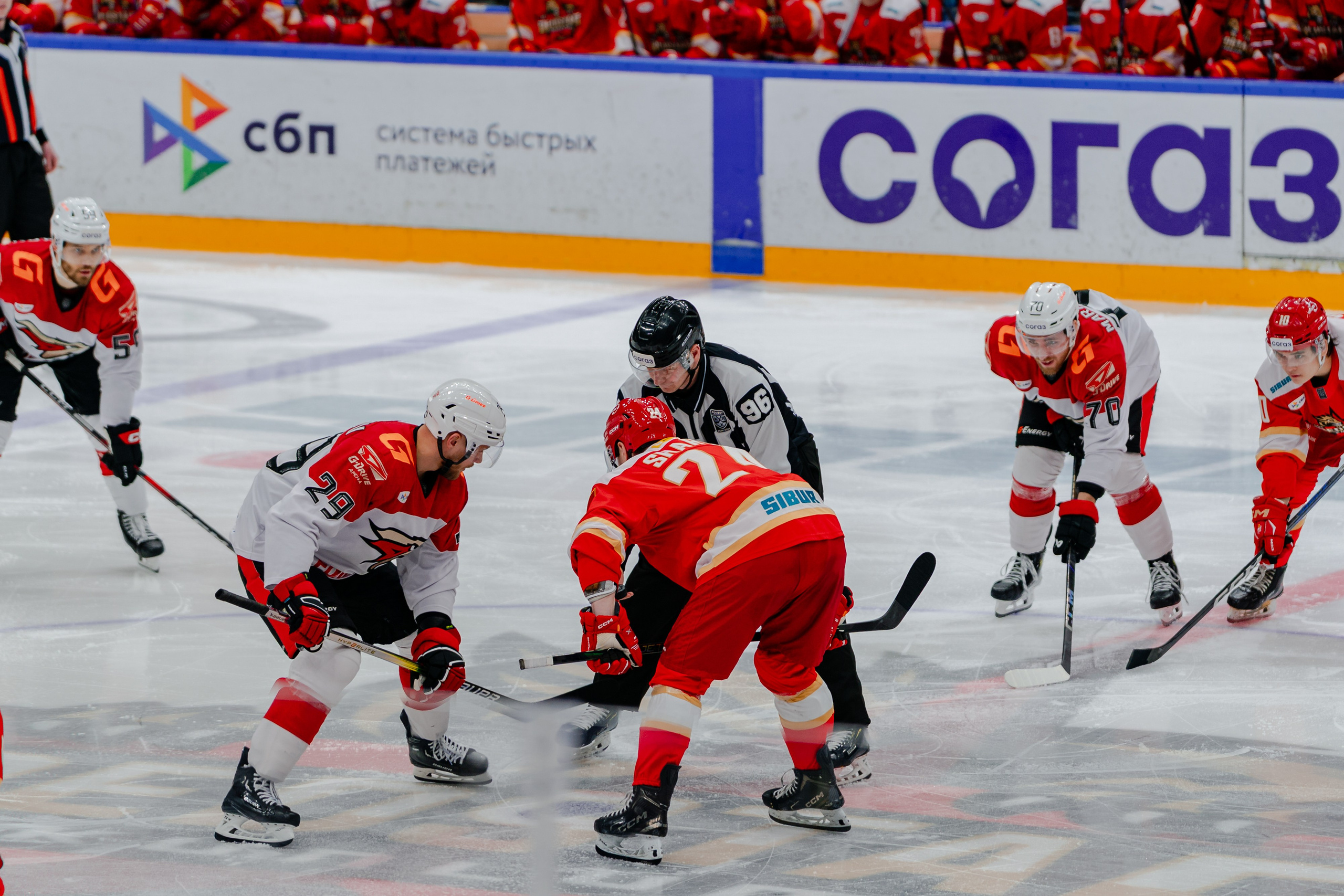 КХЛ КУНЬЛУНЬ РС — АВАНГАРД 22 МАРТА 2025. Репортажный фотограф в Москве Измалков Артем