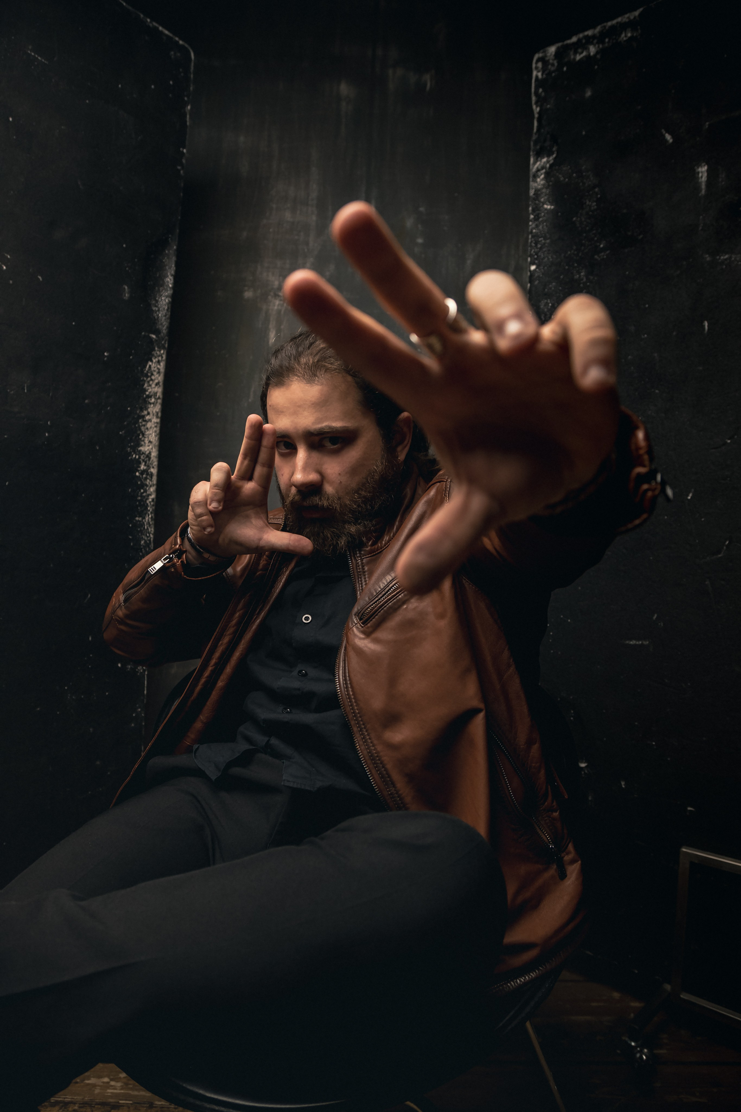 Фотосессия в Москве. Мужская съёмка.