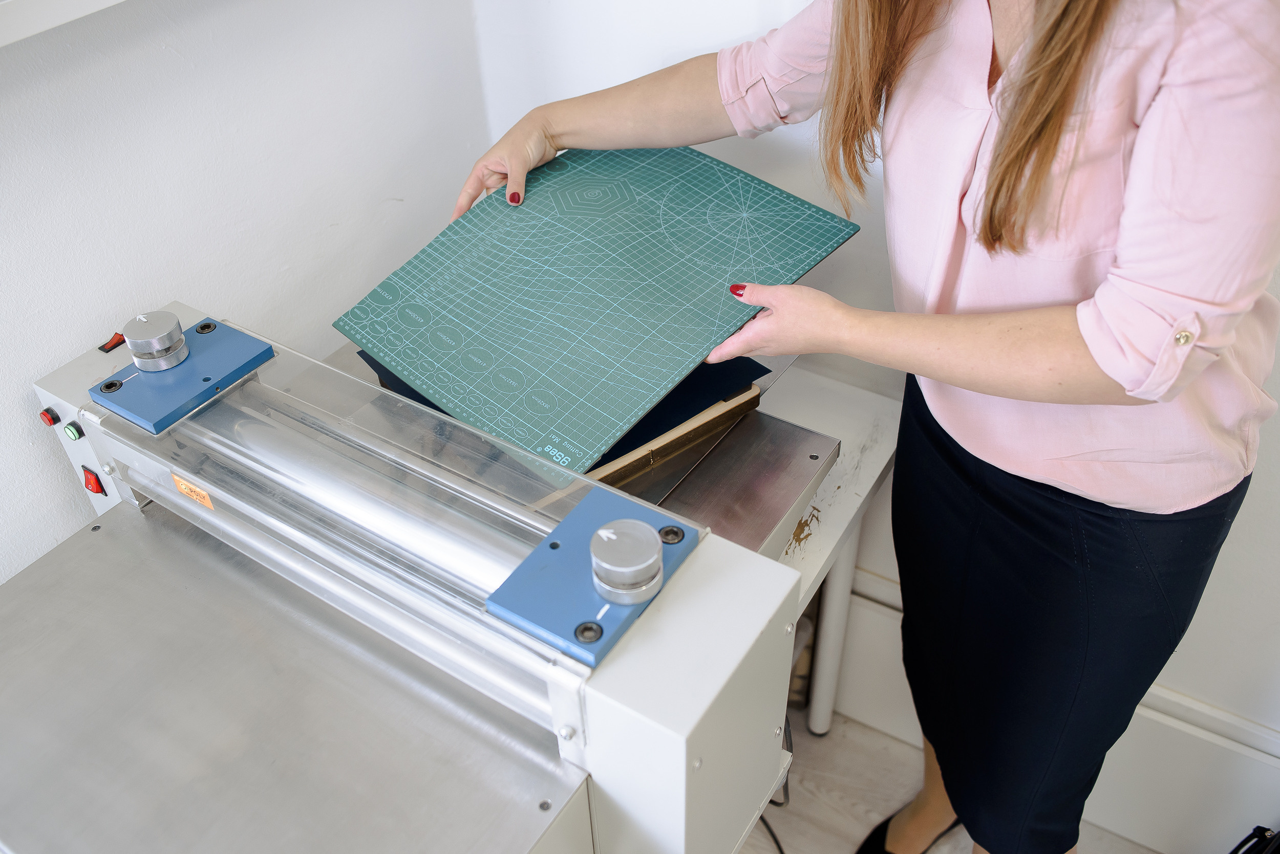 Контент-съемка студии свадебных приглашений Люпин. Семейный и свадебный фотограф в Санкт-Петербурге Серафима Смирнова