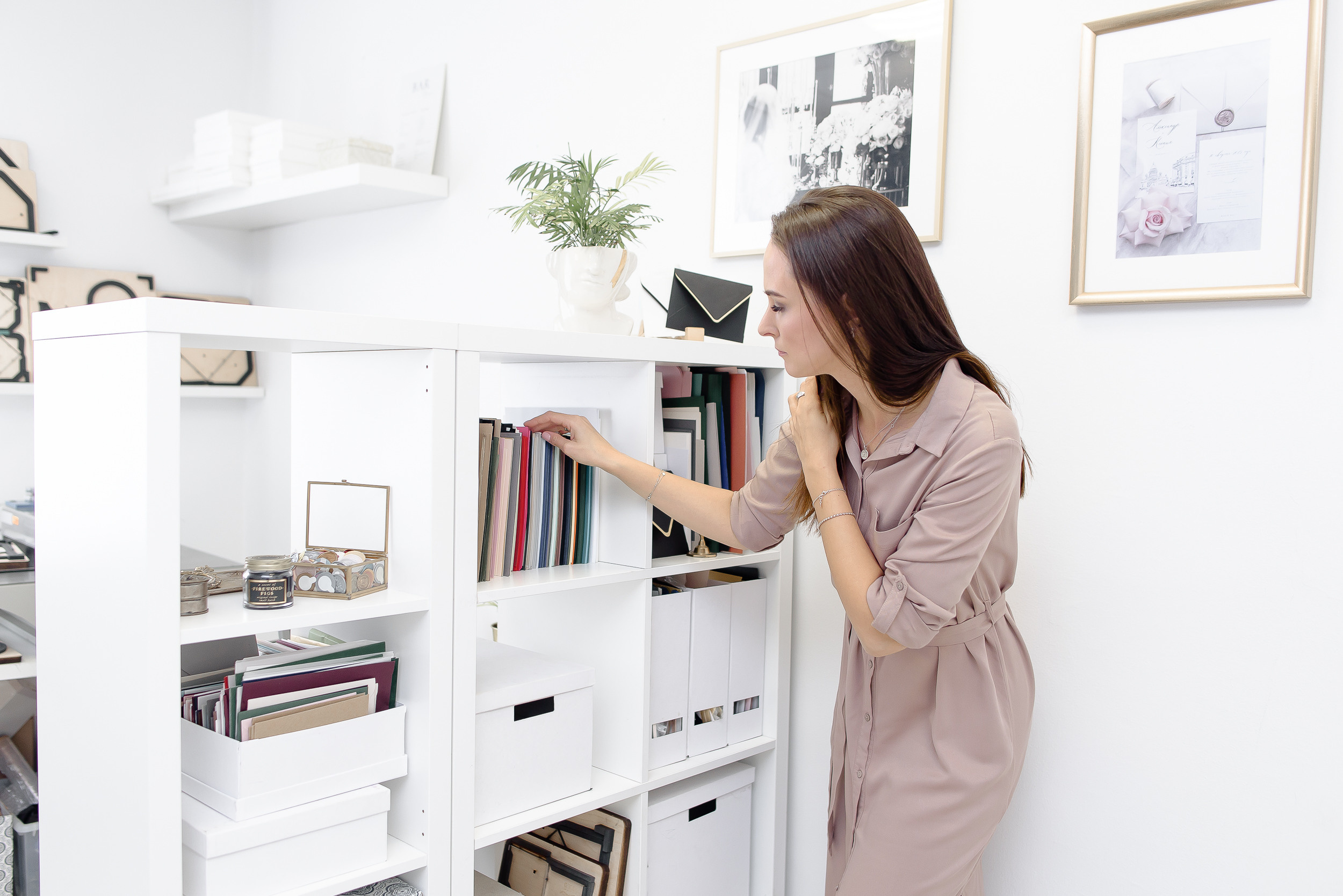 Контент-съемка студии свадебных приглашений Люпин. Семейный и свадебный фотограф в Санкт-Петербурге Серафима Смирнова