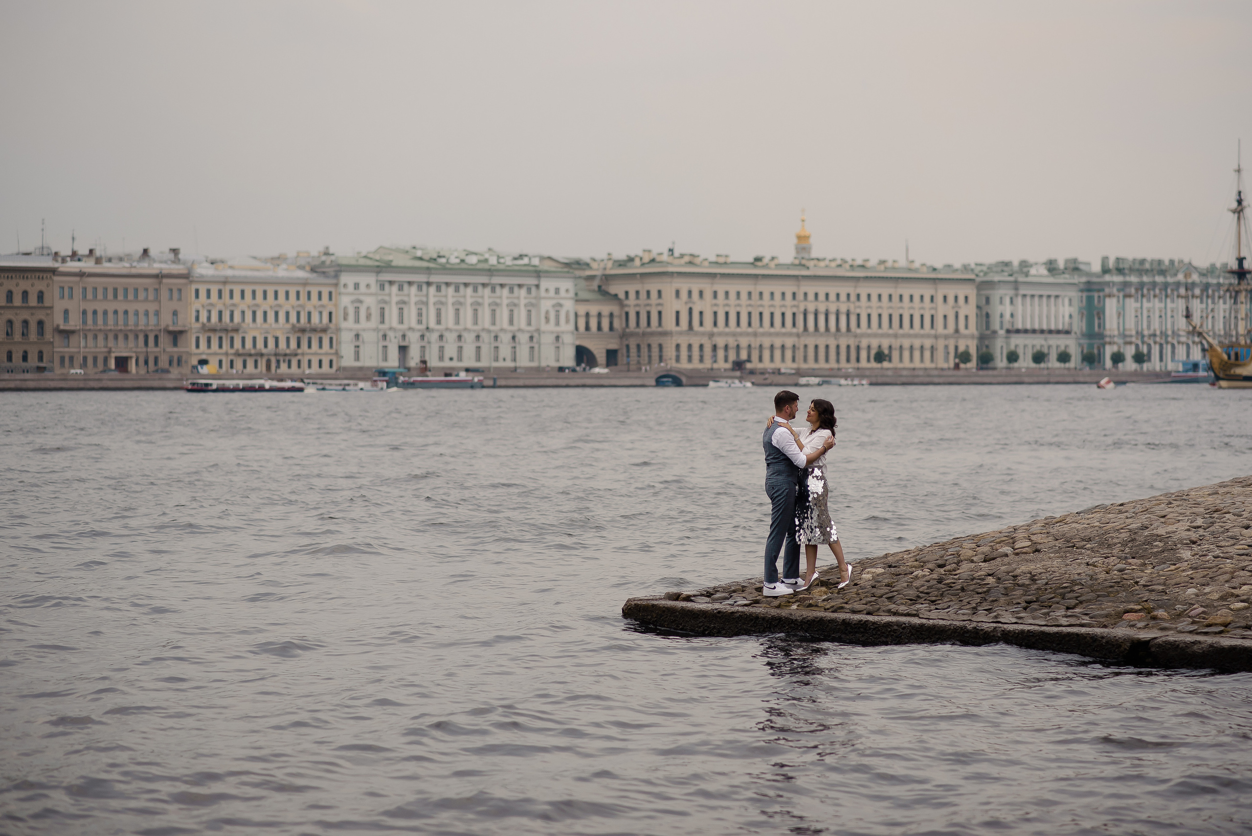 Лавстори Артема и Лизы. Семейный и свадебный фотограф в Санкт-Петербурге Серафима Смирнова