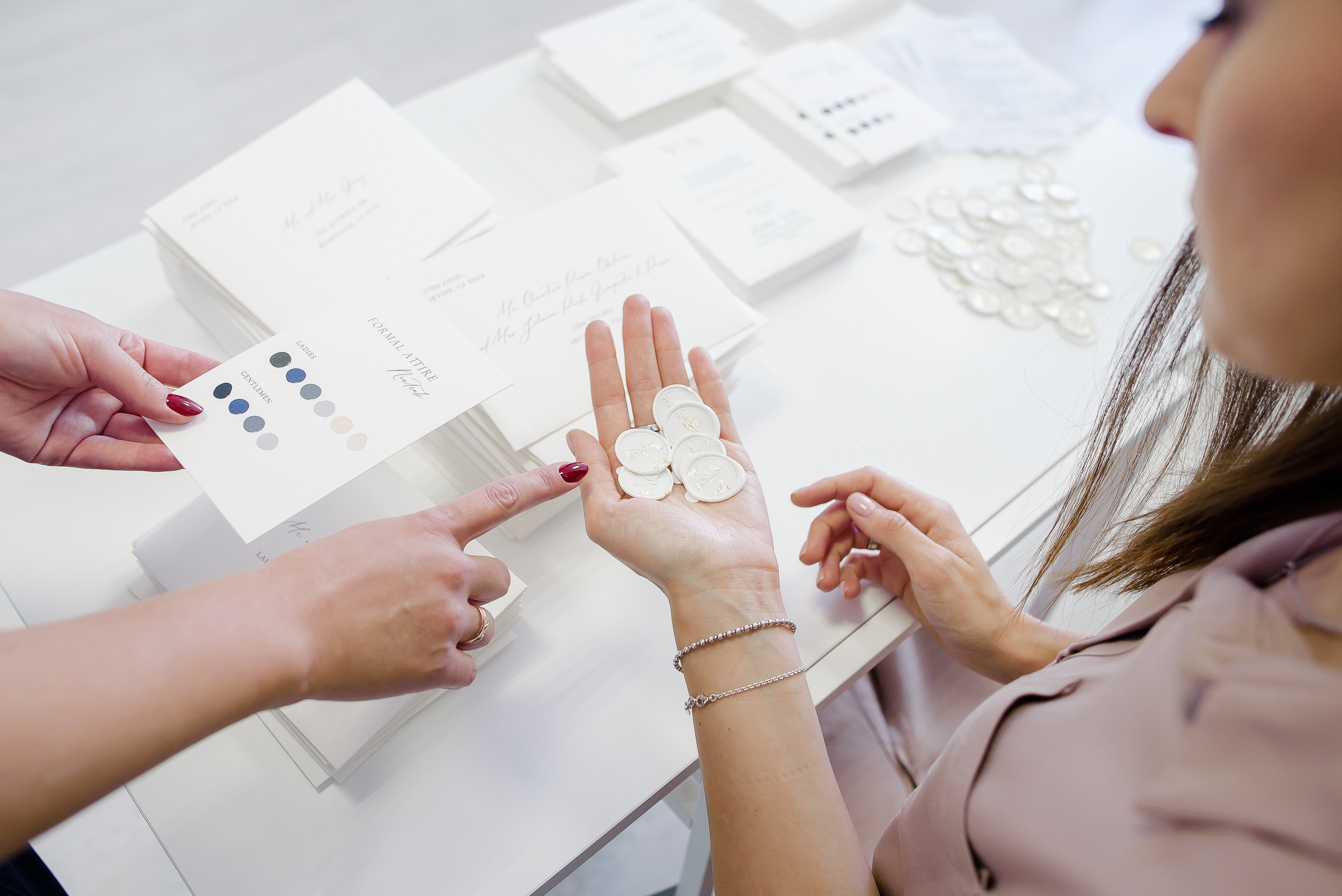 Контент-съемка студии свадебных приглашений Люпин. Семейный и свадебный фотограф в Санкт-Петербурге Серафима Смирнова