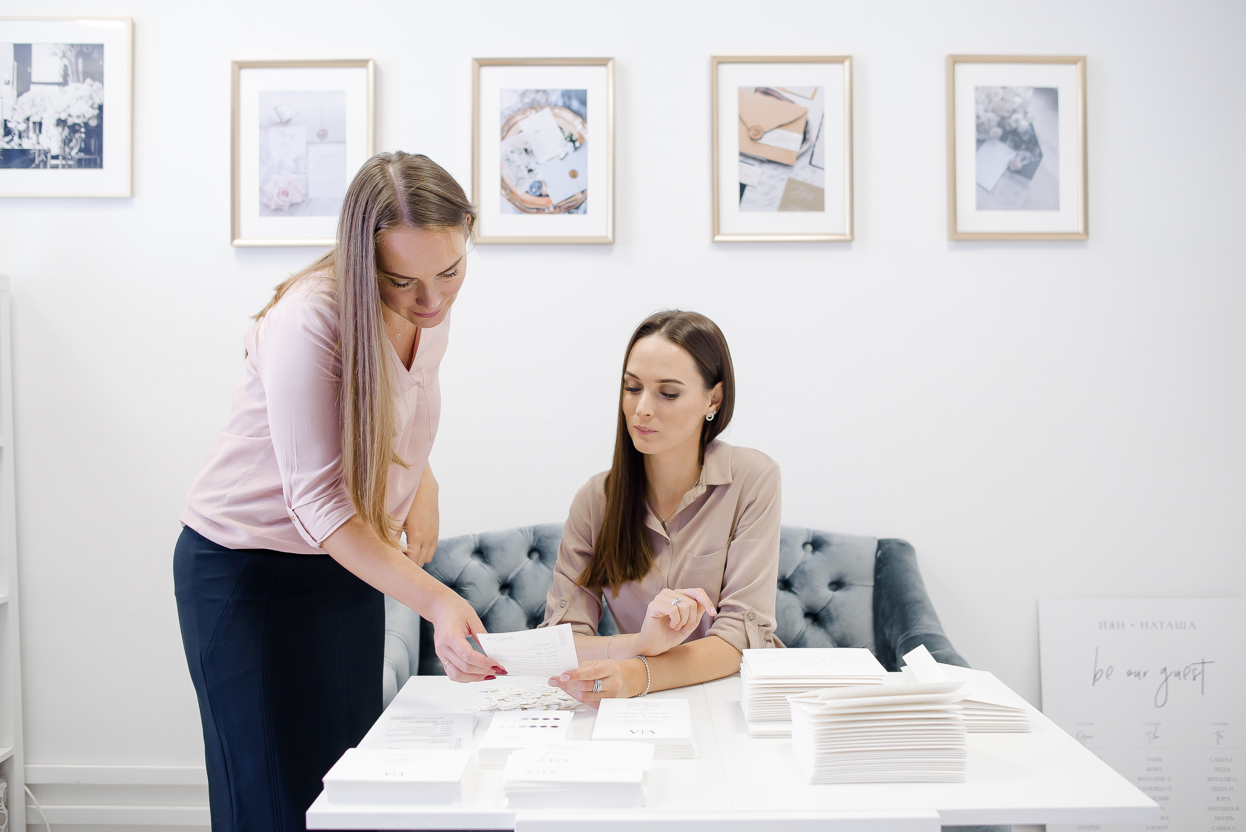 Контент-съемка студии свадебных приглашений Люпин. Семейный и свадебный фотограф в Санкт-Петербурге Серафима Смирнова