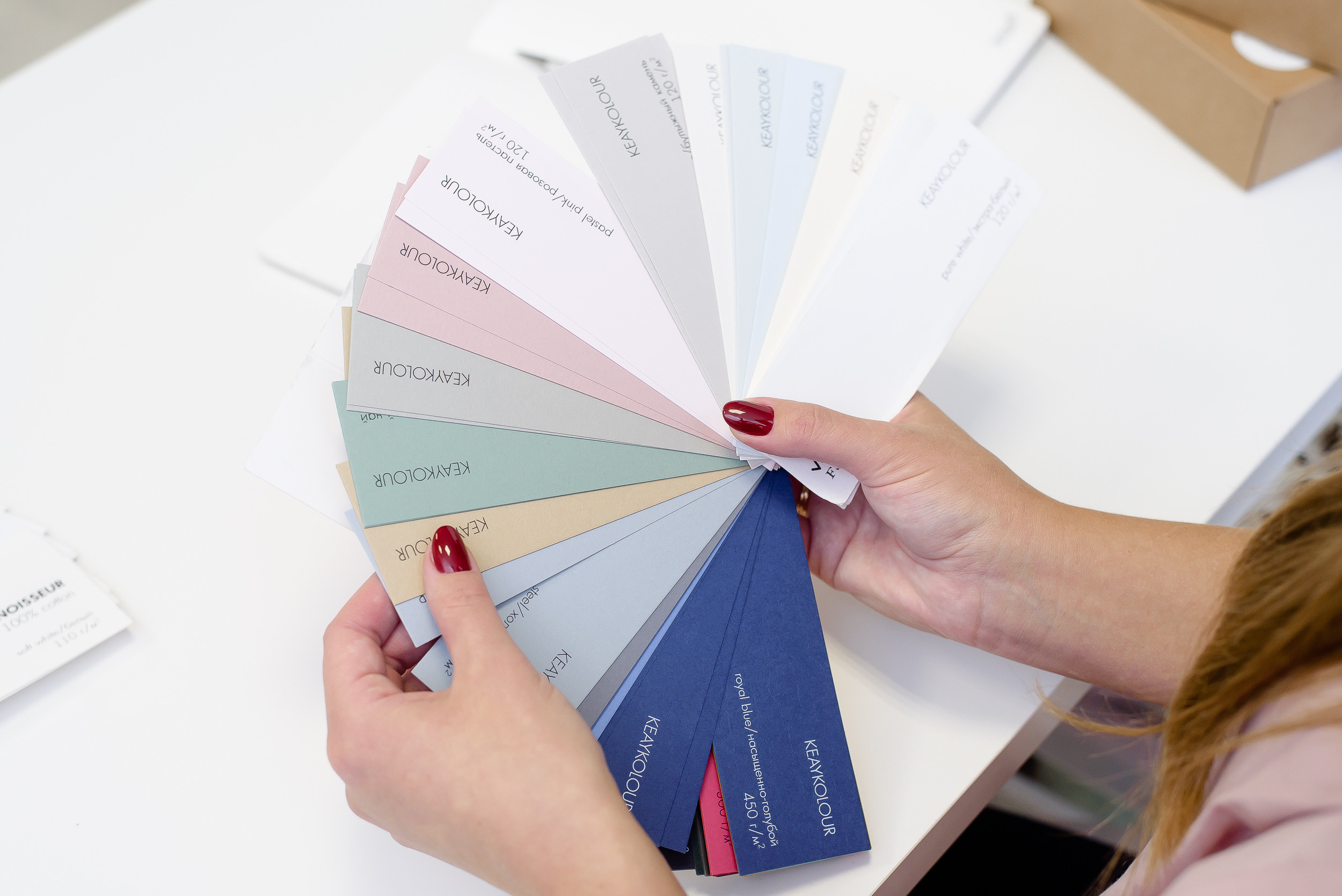 Контент-съемка студии свадебных приглашений Люпин. Семейный и свадебный фотограф в Санкт-Петербурге Серафима Смирнова