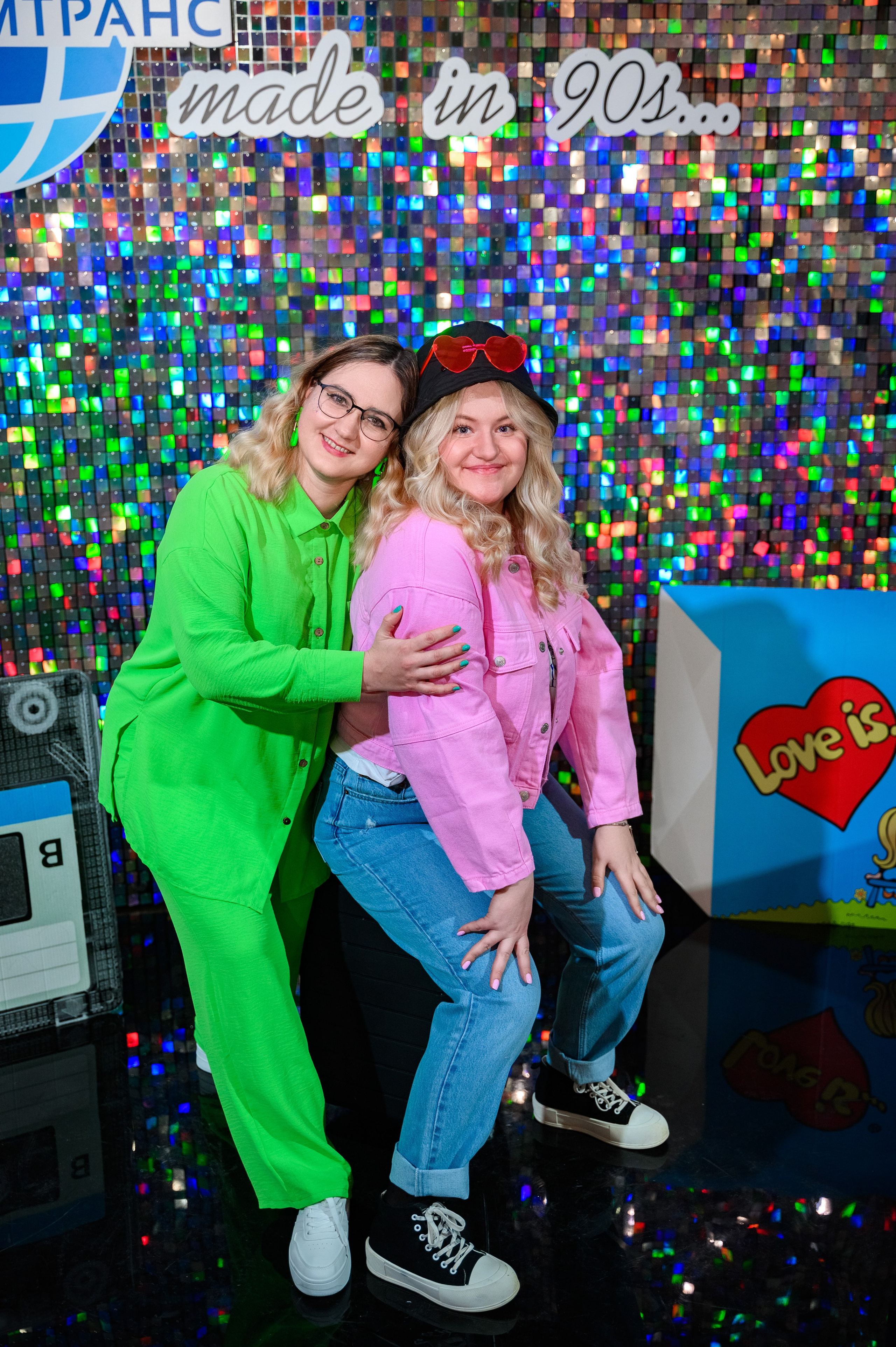 Фотограф в СПб с освещением для фотозоны от 6000 рублей.