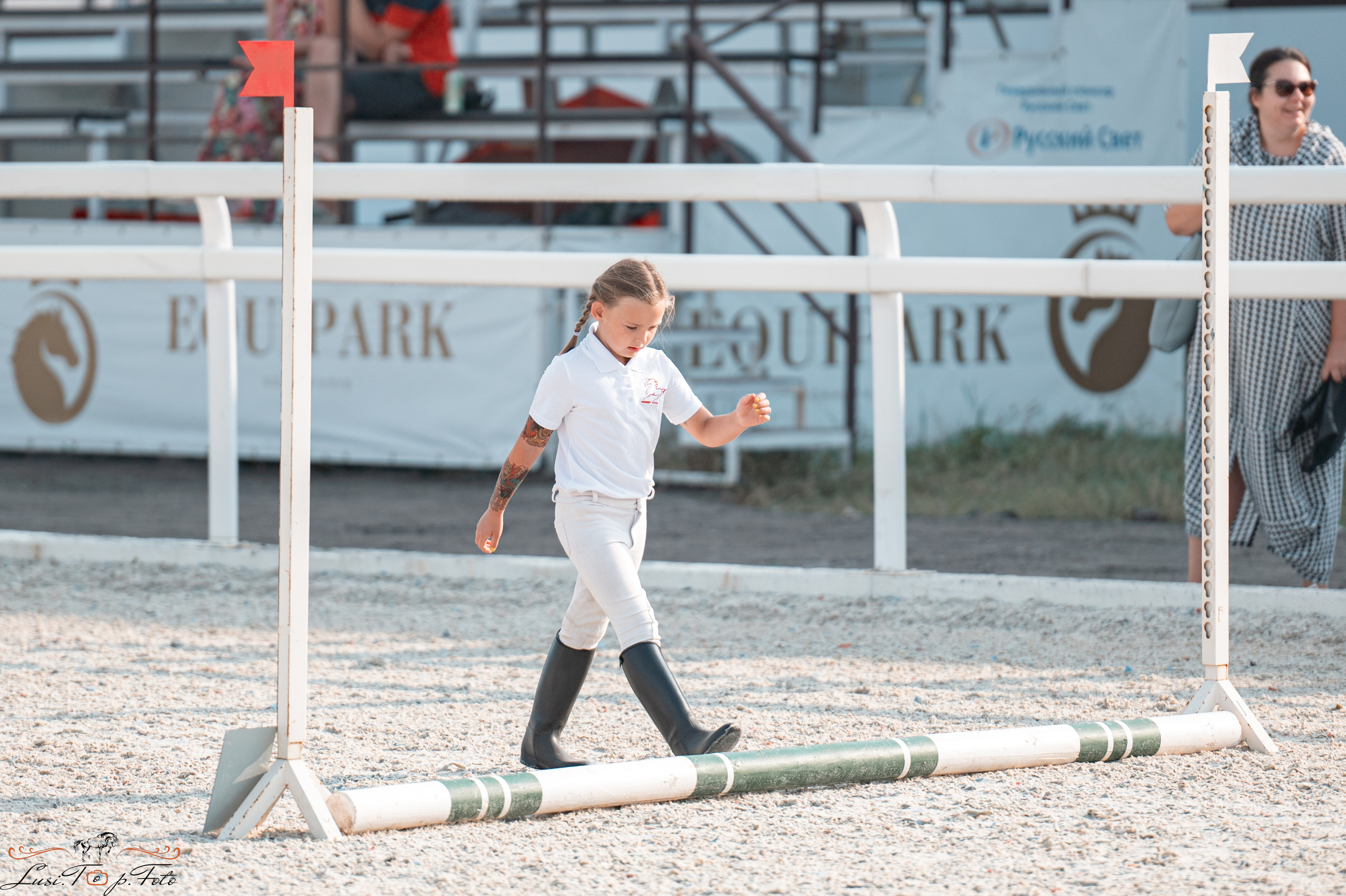 «Областные соревнования на призы Конного Клуба EQUIPARK» 28 августа — КОНКУР. Конный и фотограф с животными в Твери Топталова Люся