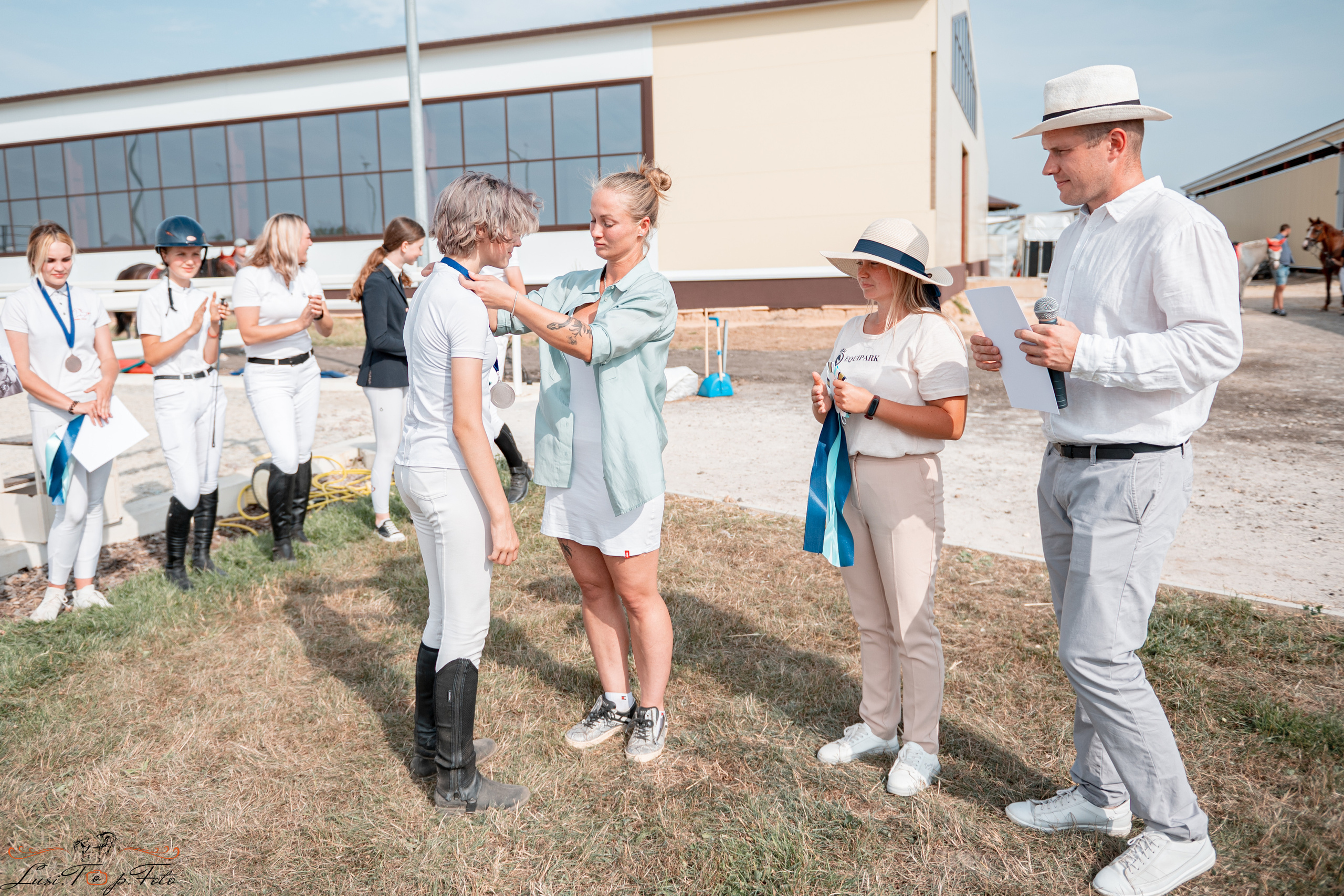 «Областные соревнования на призы Конного Клуба EQUIPARK» 28 августа — КОНКУР. Конный и фотограф с животными в Твери Топталова Люся