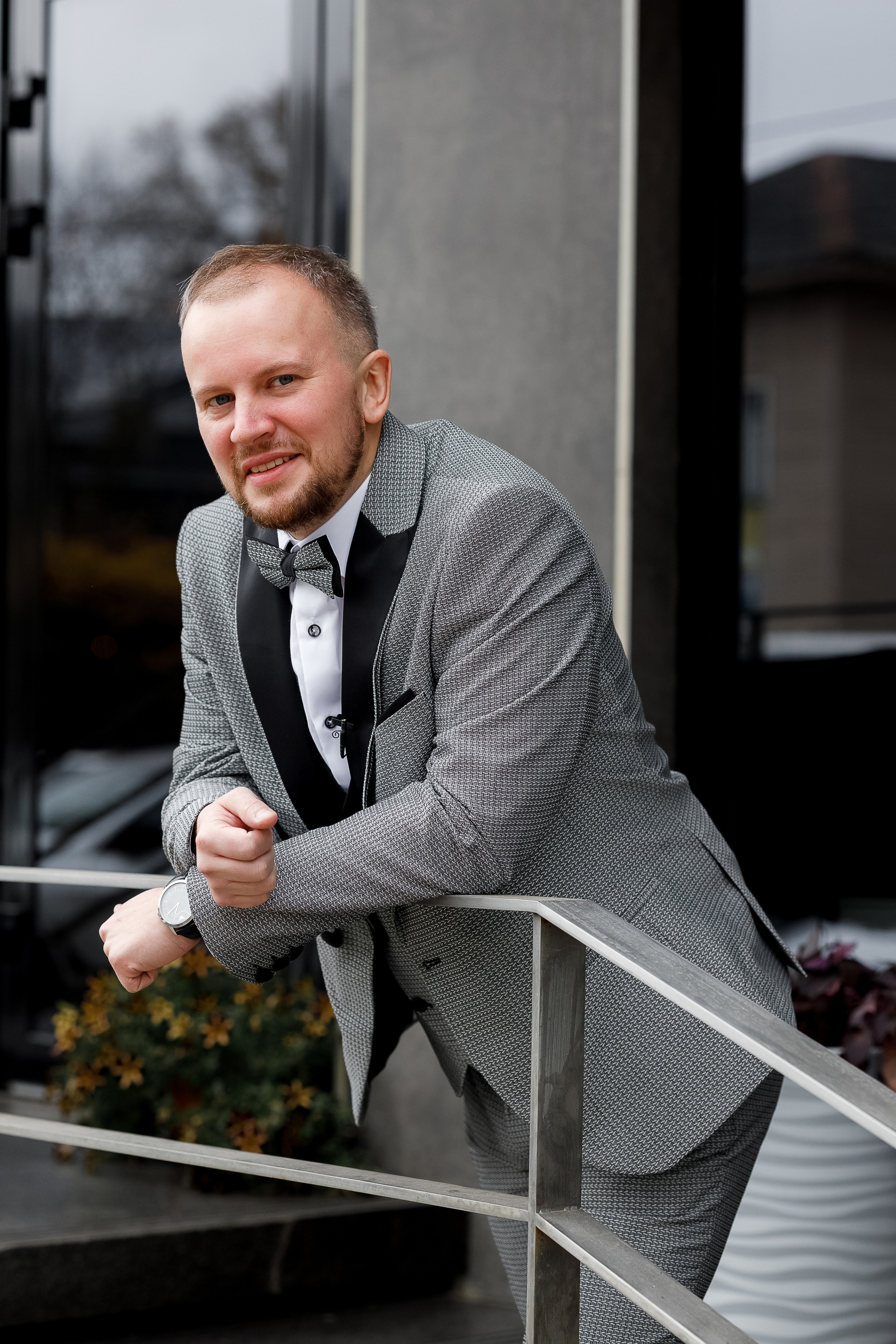 Чувственная фотосессия невесты в шикарном номере гостиницы. Олег Сверчков | Свадебный фотограф Вологда