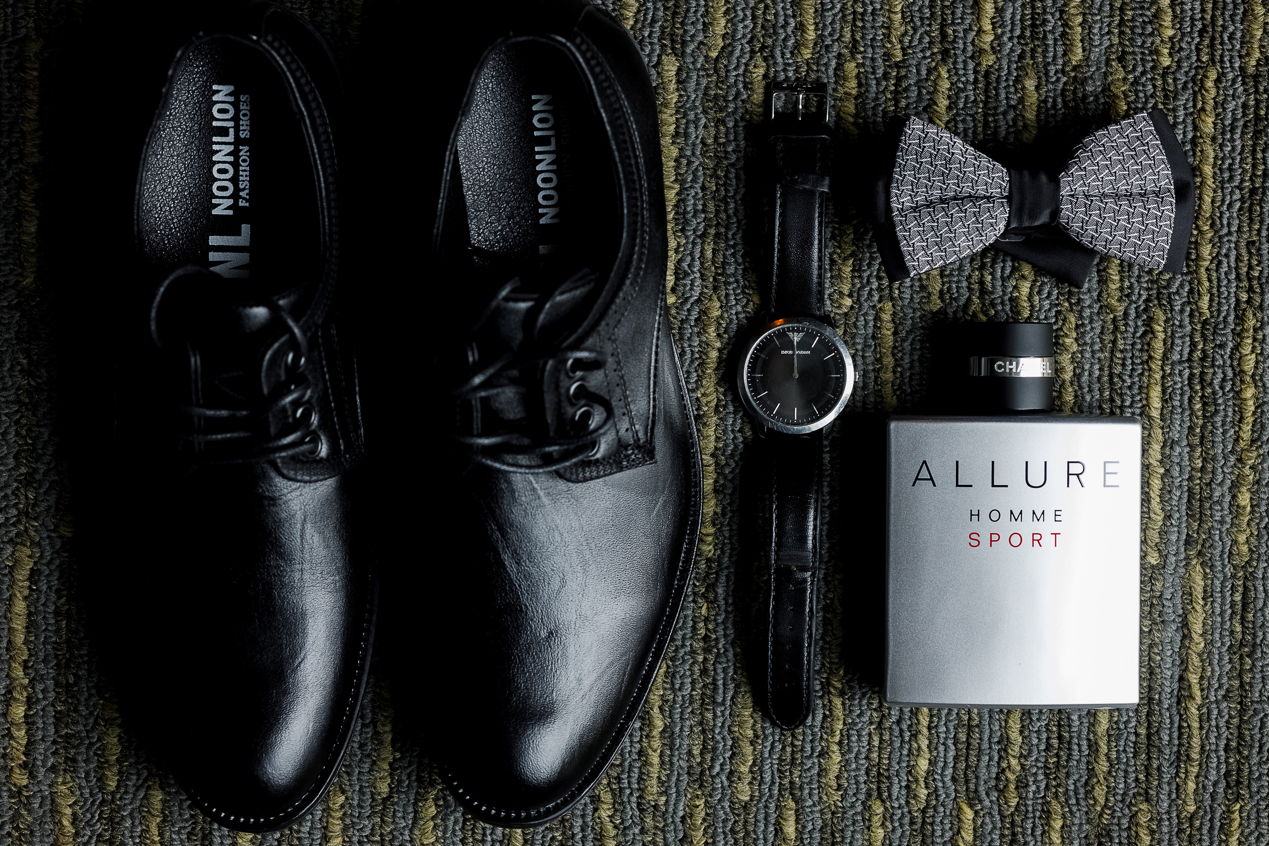 Чувственная фотосессия невесты в шикарном номере гостиницы. Олег Сверчков | Свадебный фотограф Вологда