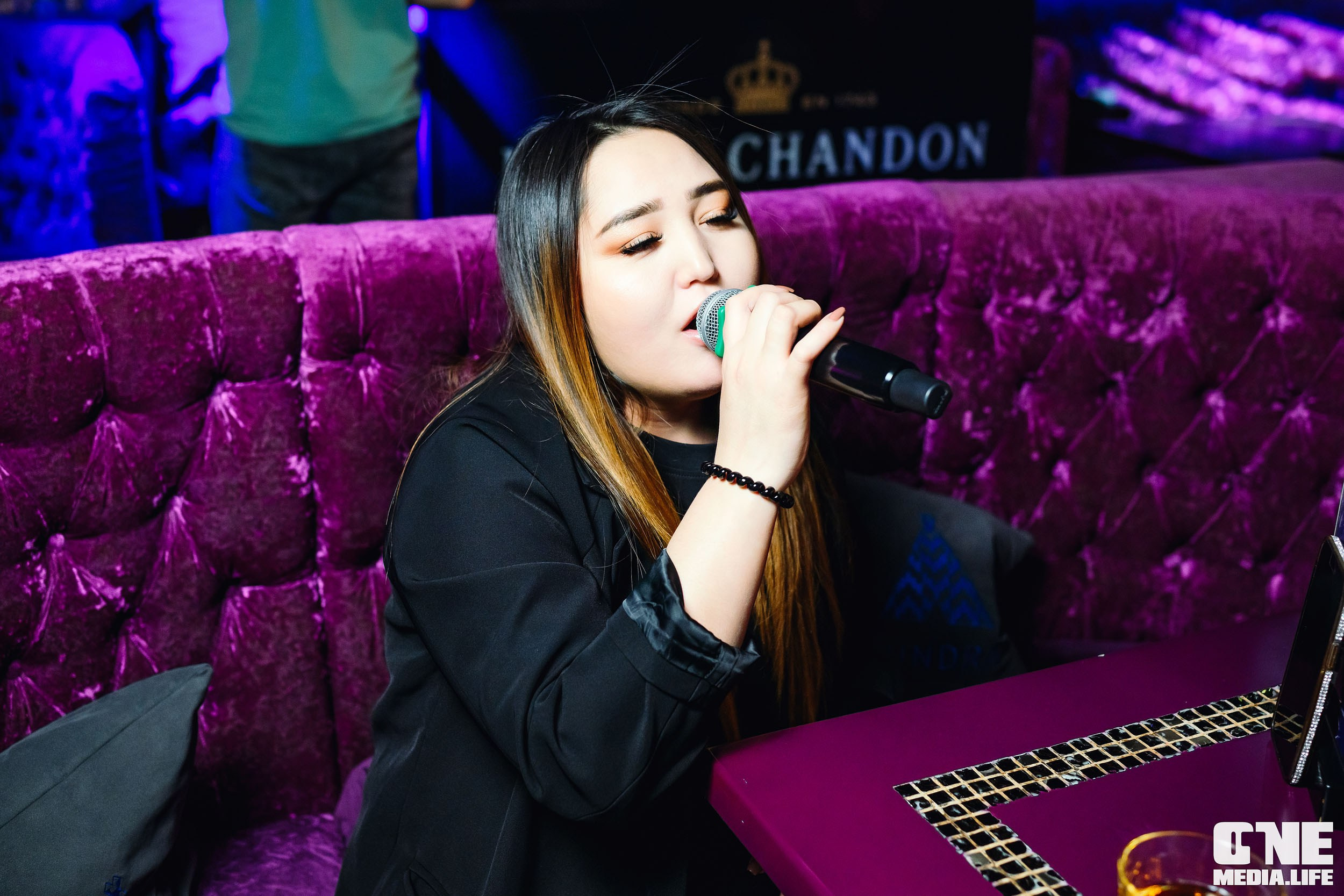 Фотоотчет из караоке-клуба Эйфория. One Media Life: фоторепортажи, фотоотчеты с мероприятий и заведений