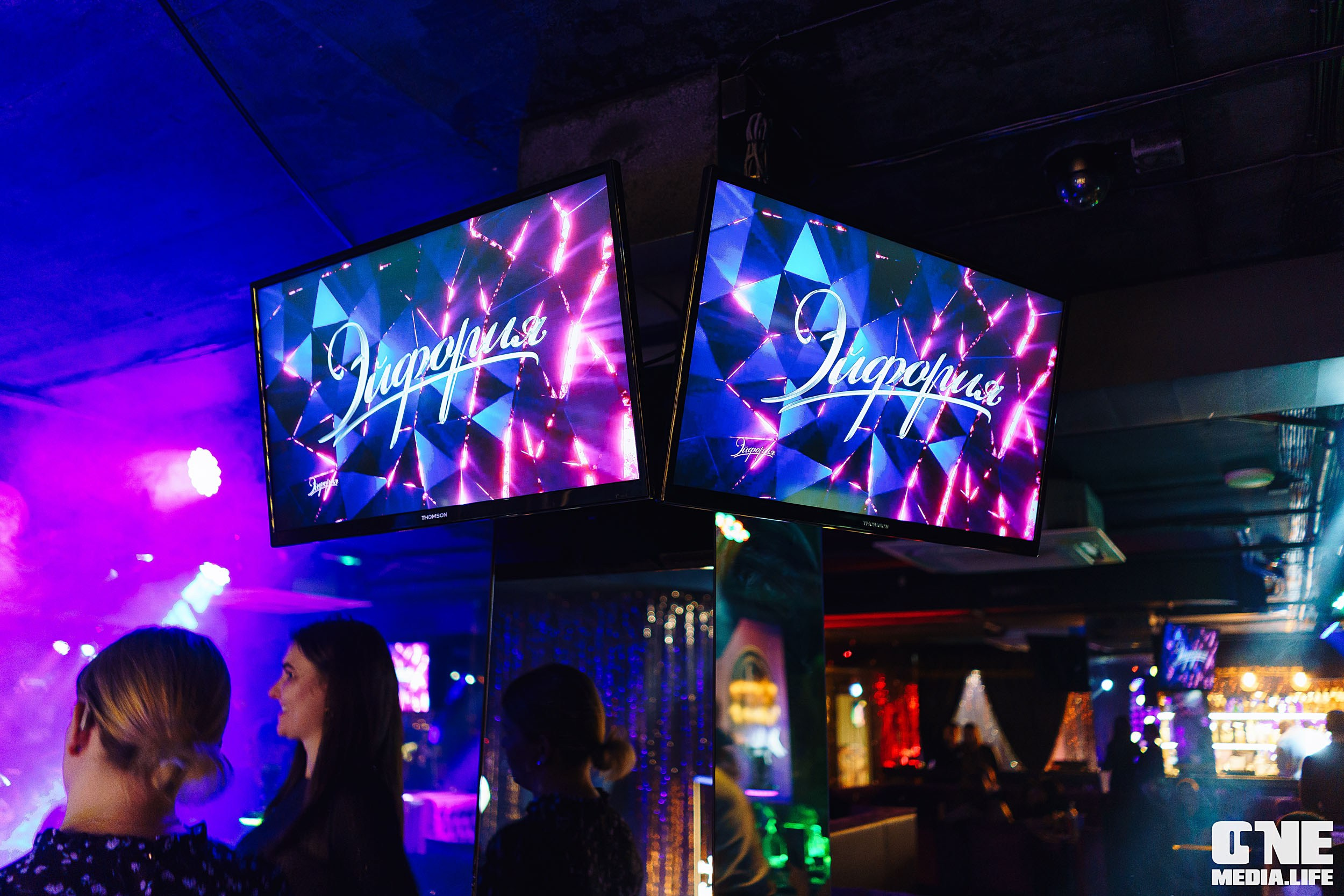 Фоторепортаж из караоке-клуба Эйфория. One Media Life: фоторепортажи, фотоотчеты с мероприятий и заведений